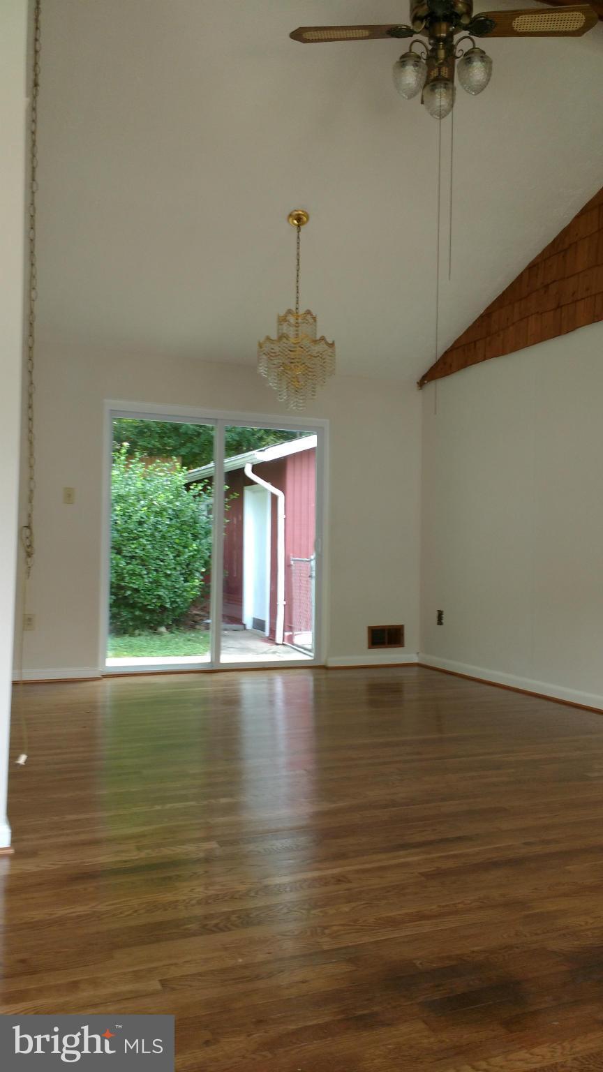 WEST SPRINGFIELD VILLAGE - Residential