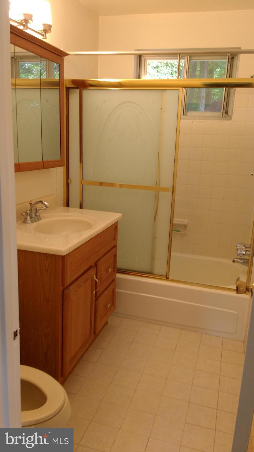 WEST SPRINGFIELD VILLAGE - Residential