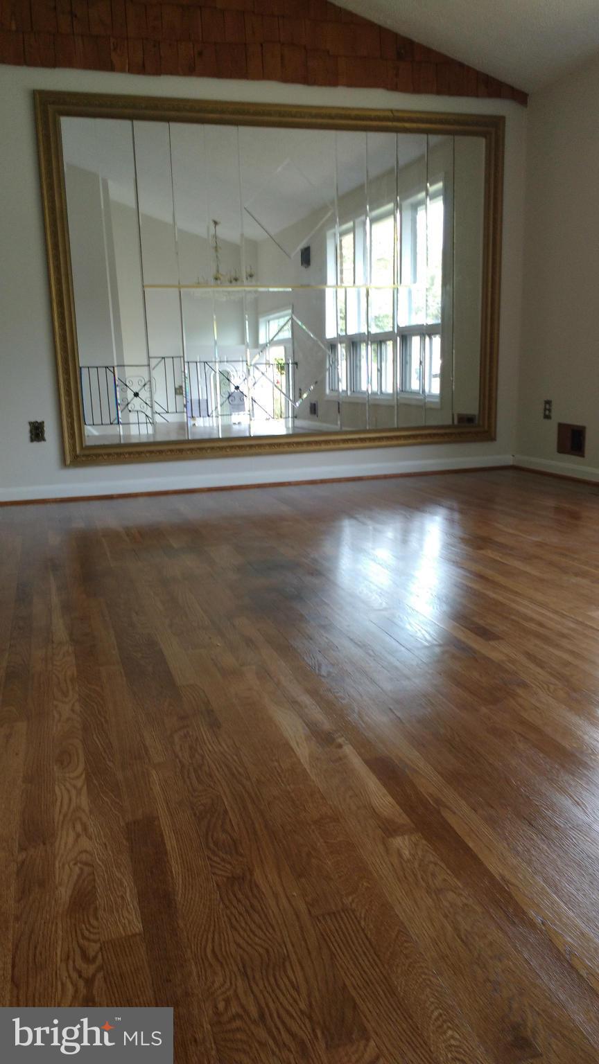 WEST SPRINGFIELD VILLAGE - Residential