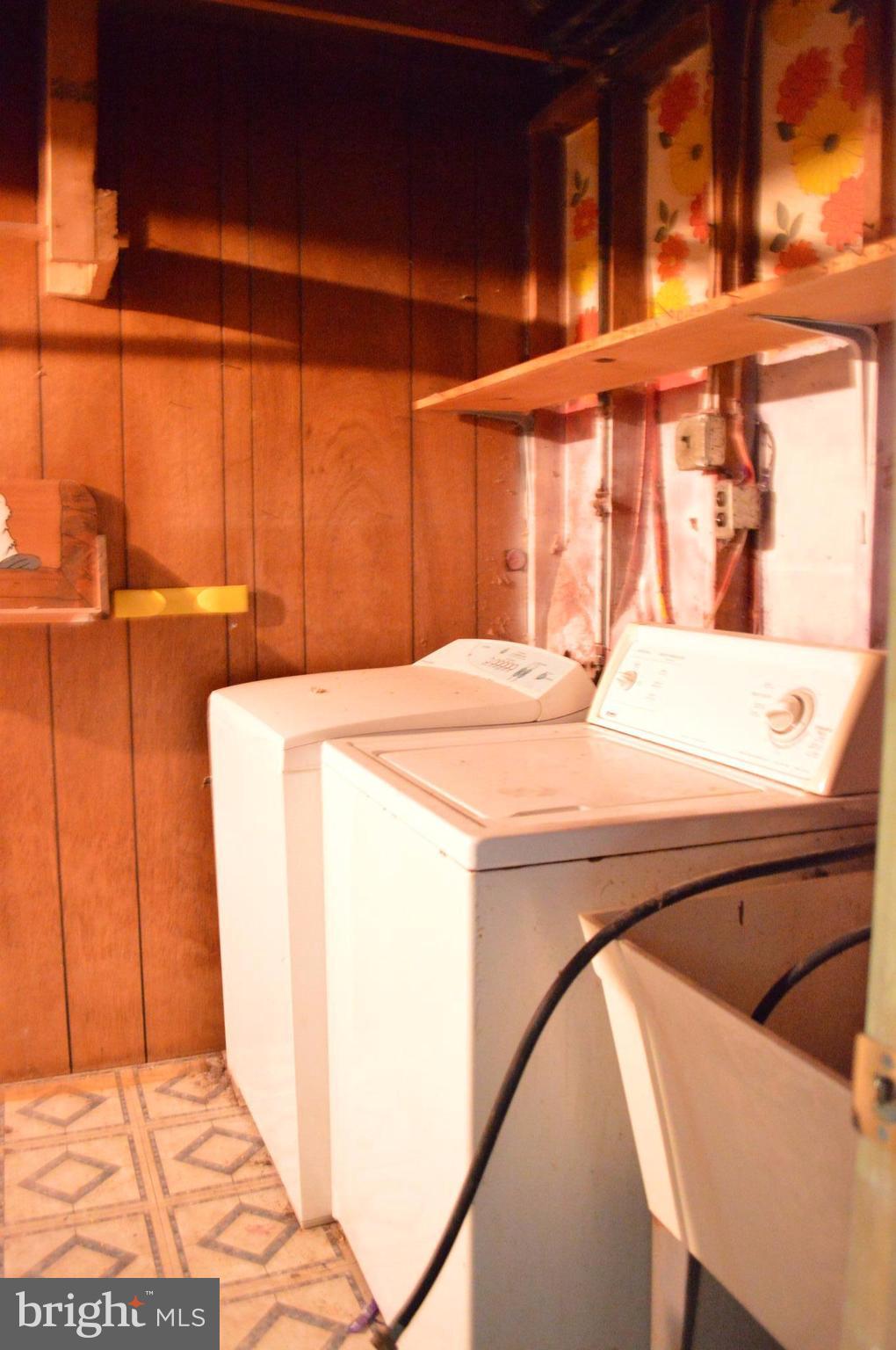 RIPPLING ESTATES - Residential