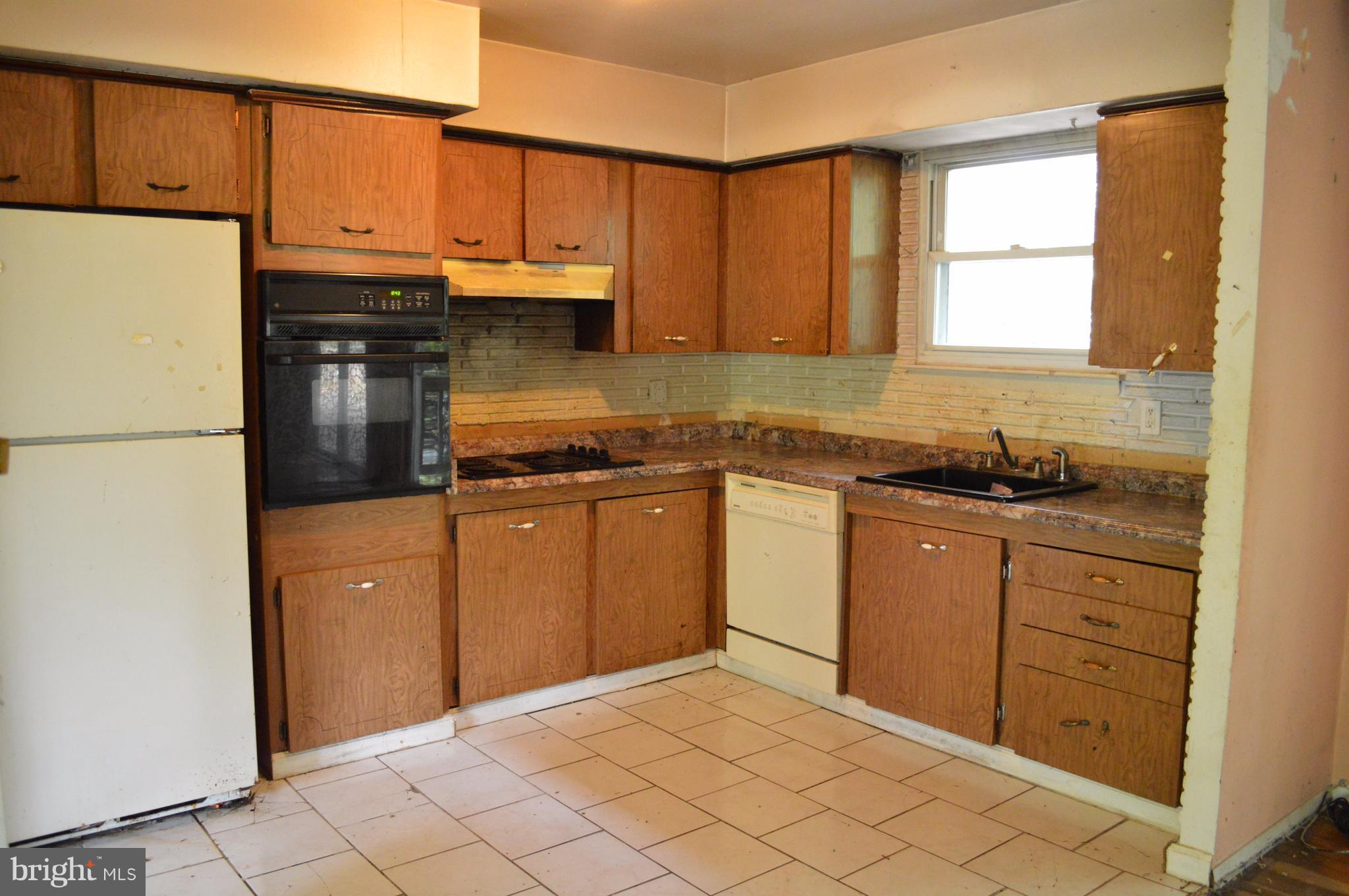 RIPPLING ESTATES - Residential