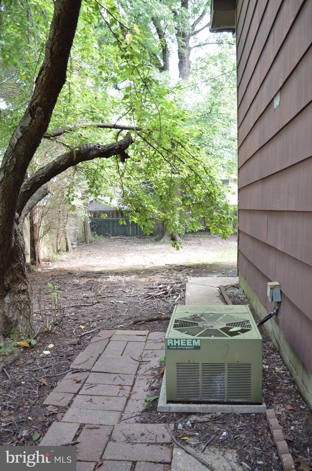 RIPPLING ESTATES - Residential