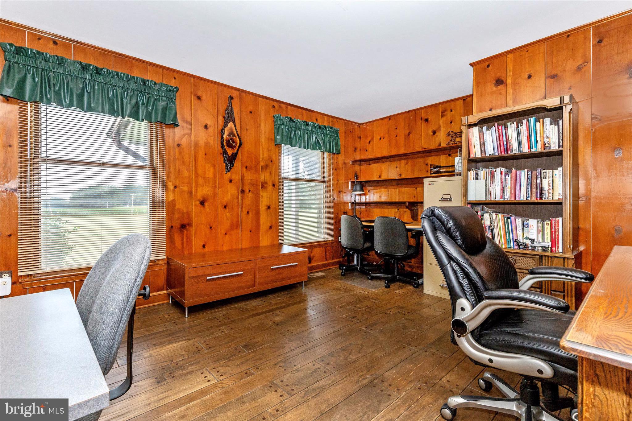 GAITHERSBURG OUTSIDE - Farm