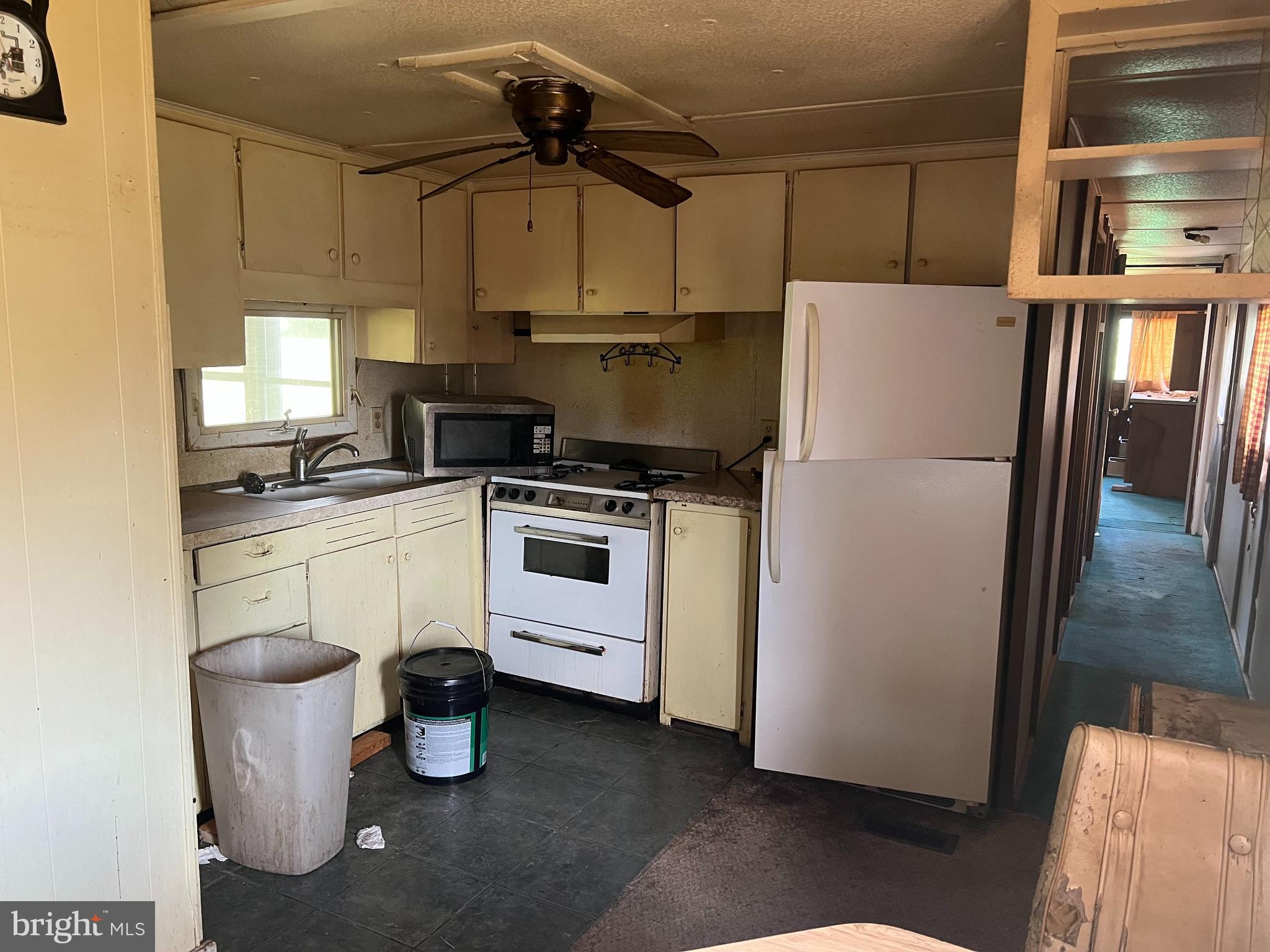 OAKLAND - Residential