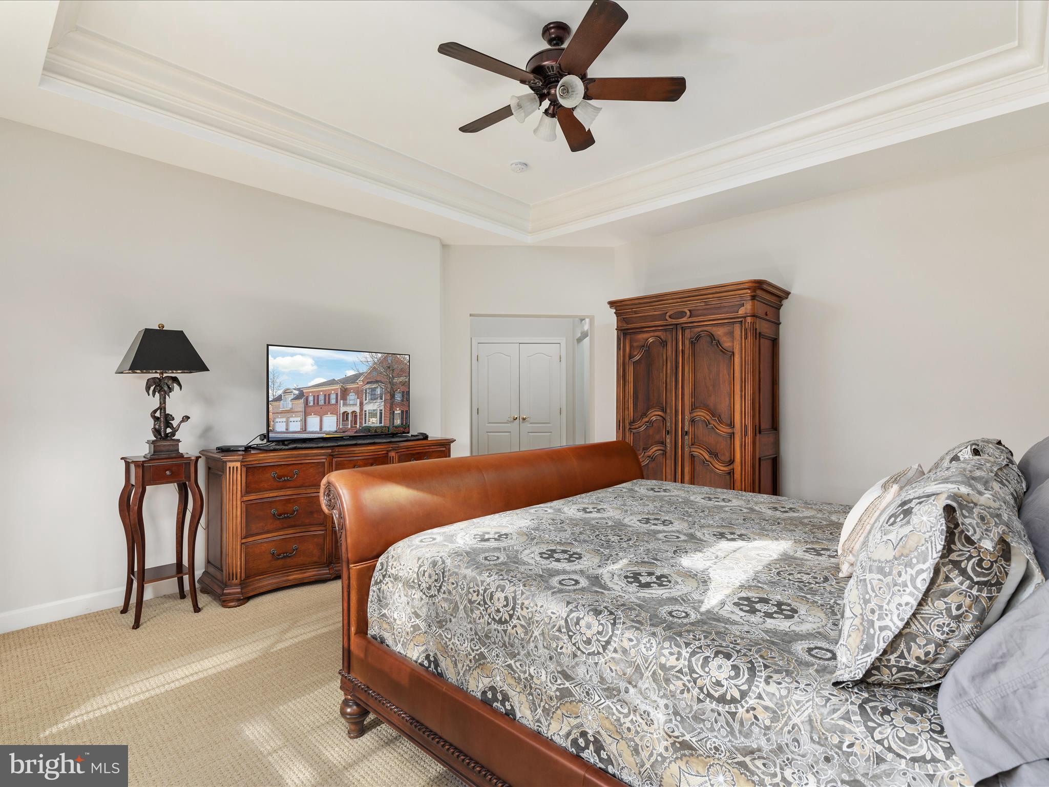 KENSINGTON SQUARE - Residential