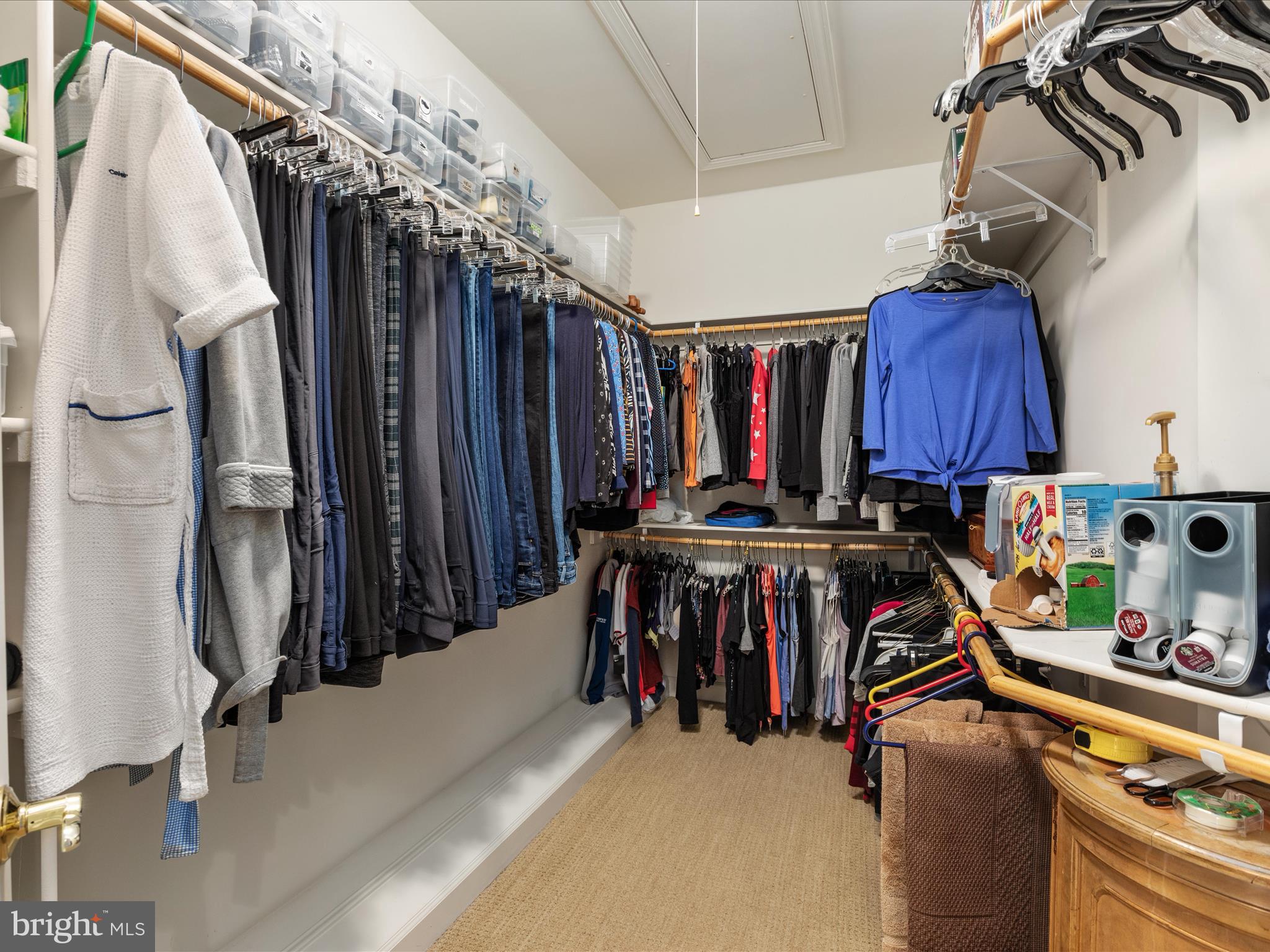 KENSINGTON SQUARE - Residential