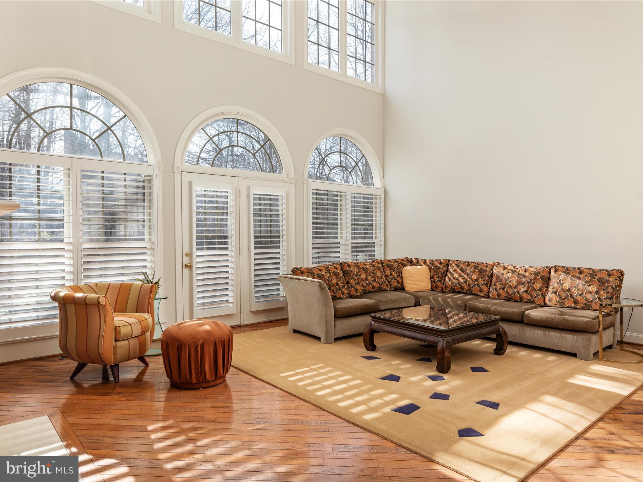 KENSINGTON SQUARE - Residential