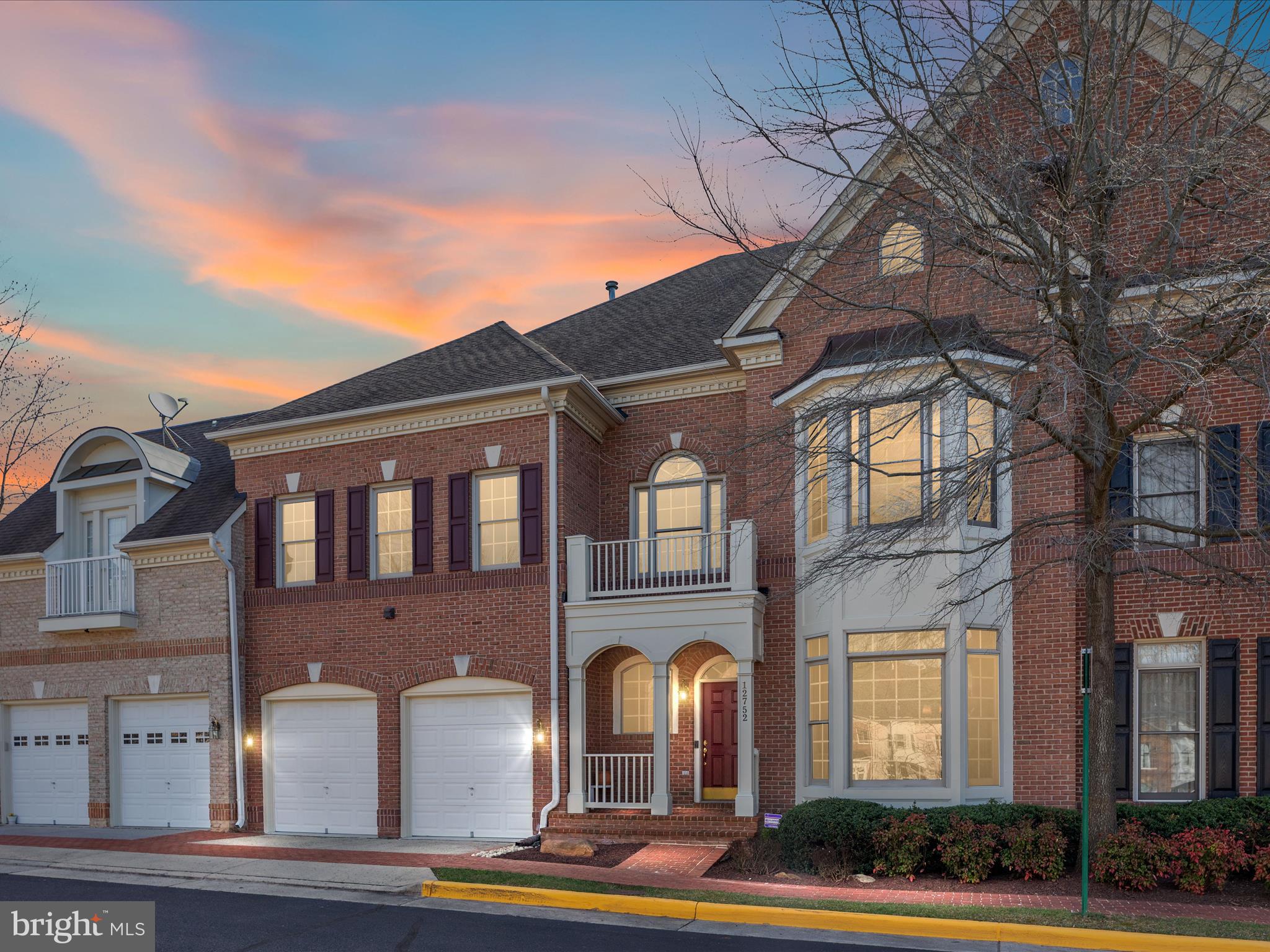 KENSINGTON SQUARE - Residential