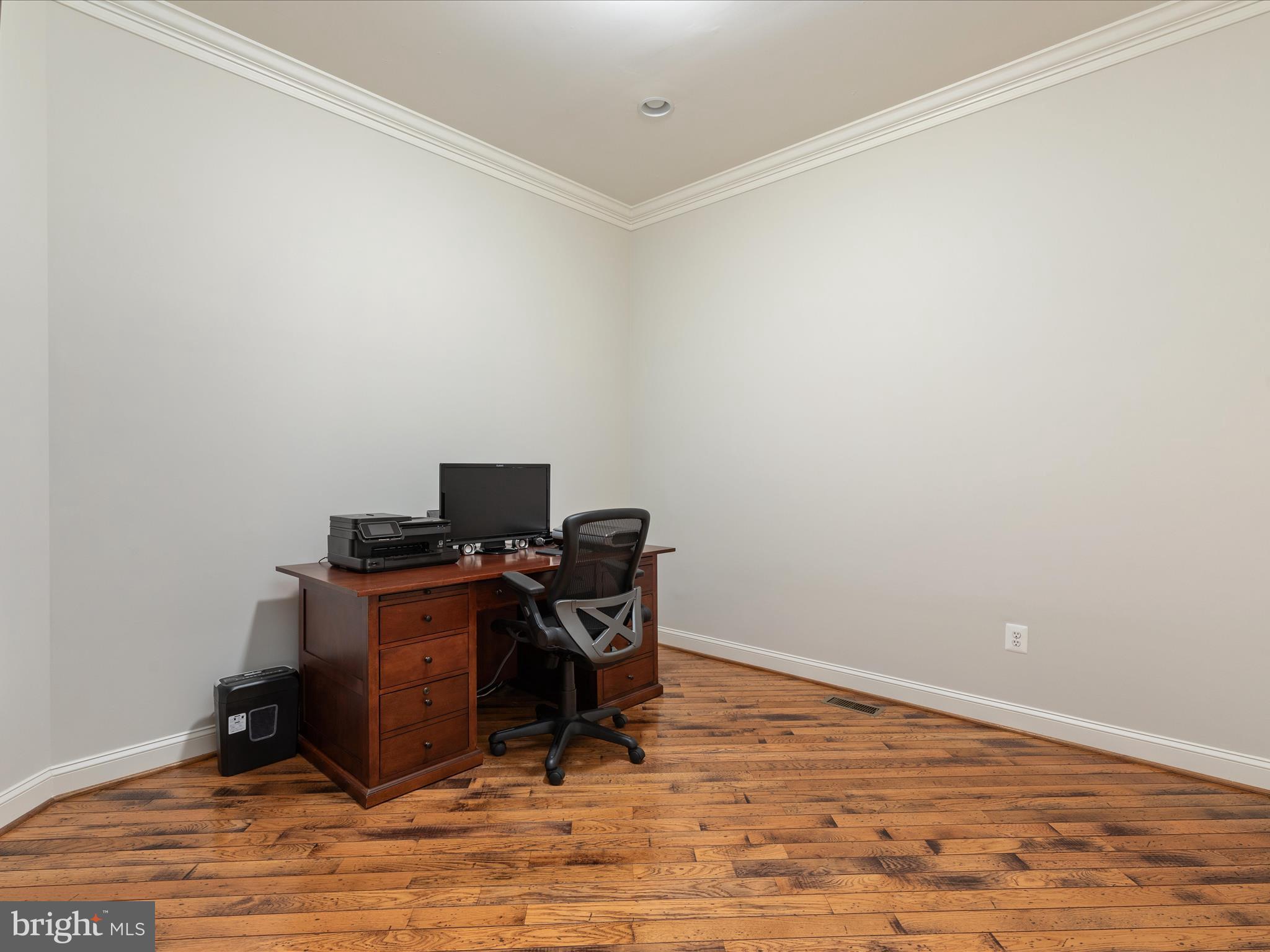 KENSINGTON SQUARE - Residential