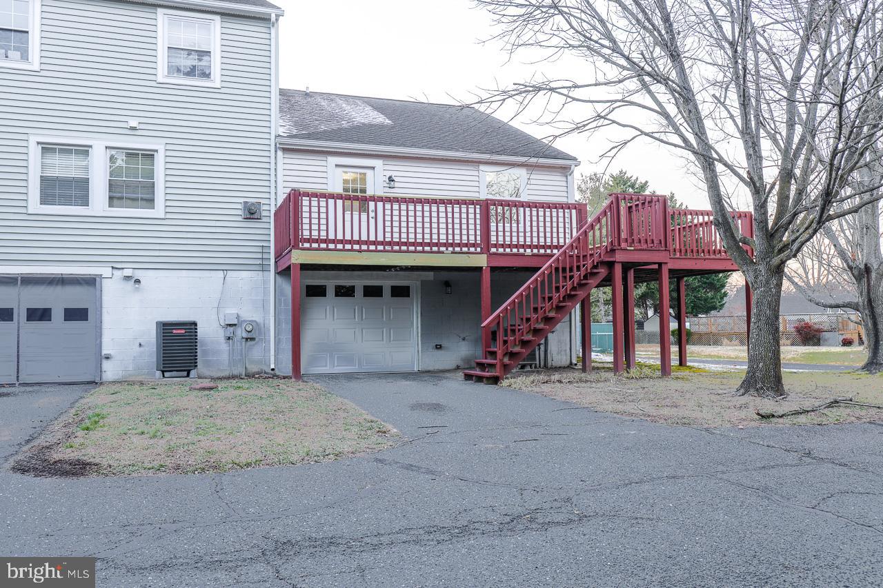 STONEY RIDGE FARM - Residential