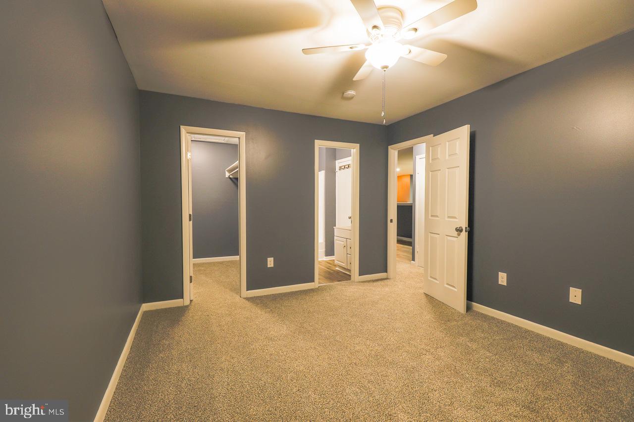 STONEY RIDGE FARM - Residential