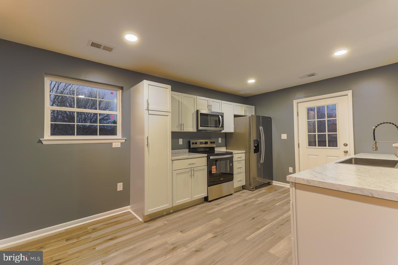 STONEY RIDGE FARM - Residential