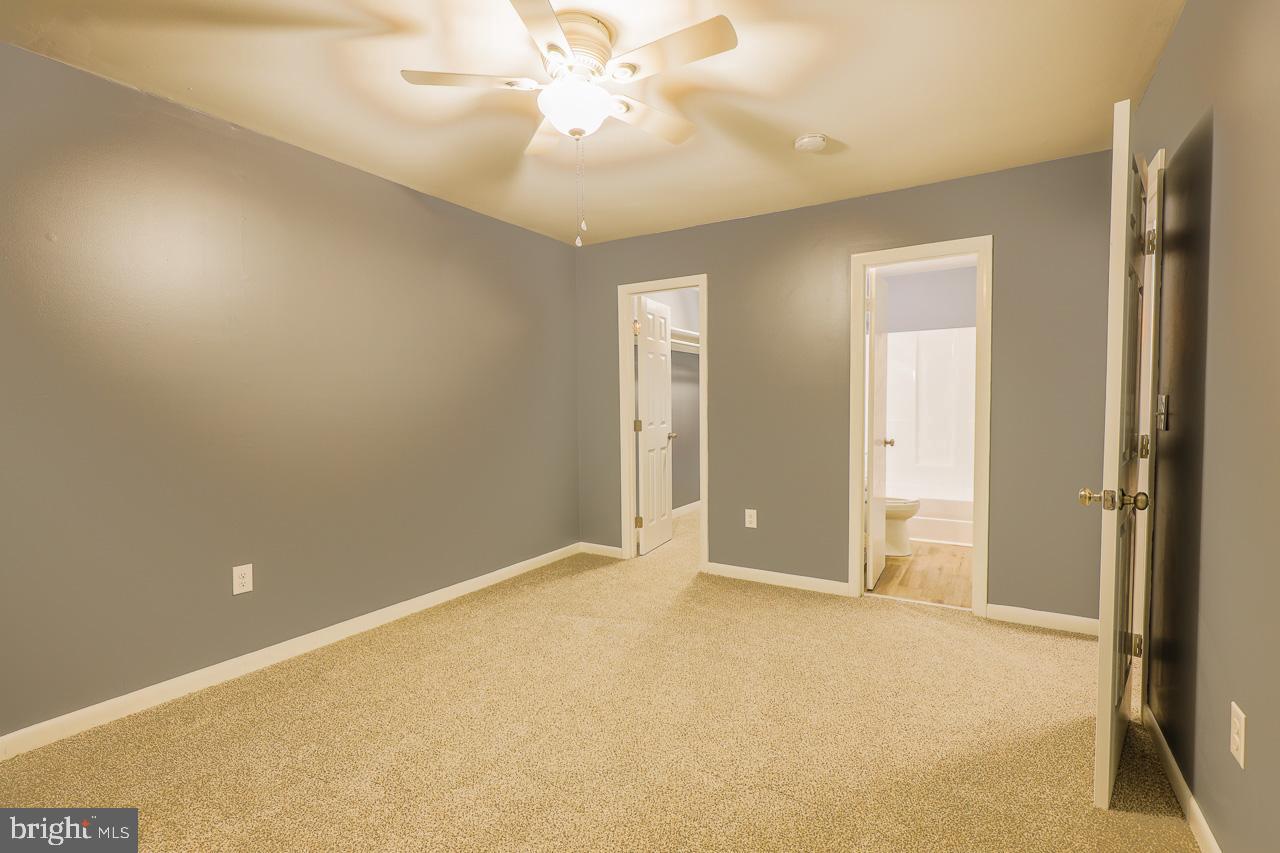 STONEY RIDGE FARM - Residential