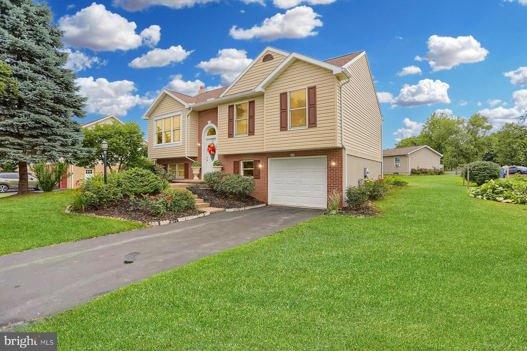 STEEPLECHASE - Residential