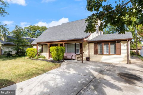 38 HAMILTON LANE WILLINGBORO NJ 08046