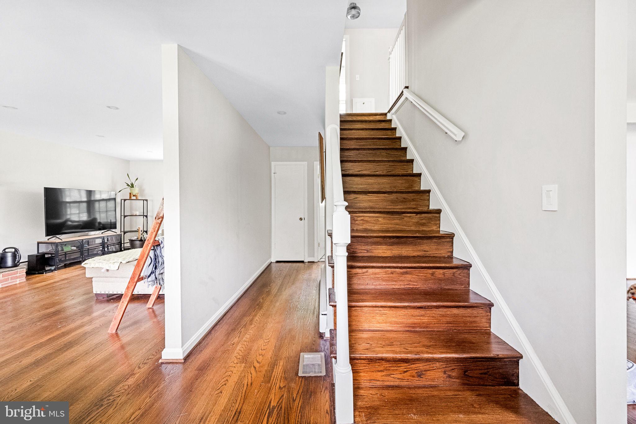 GRANBY WOODS - Residential