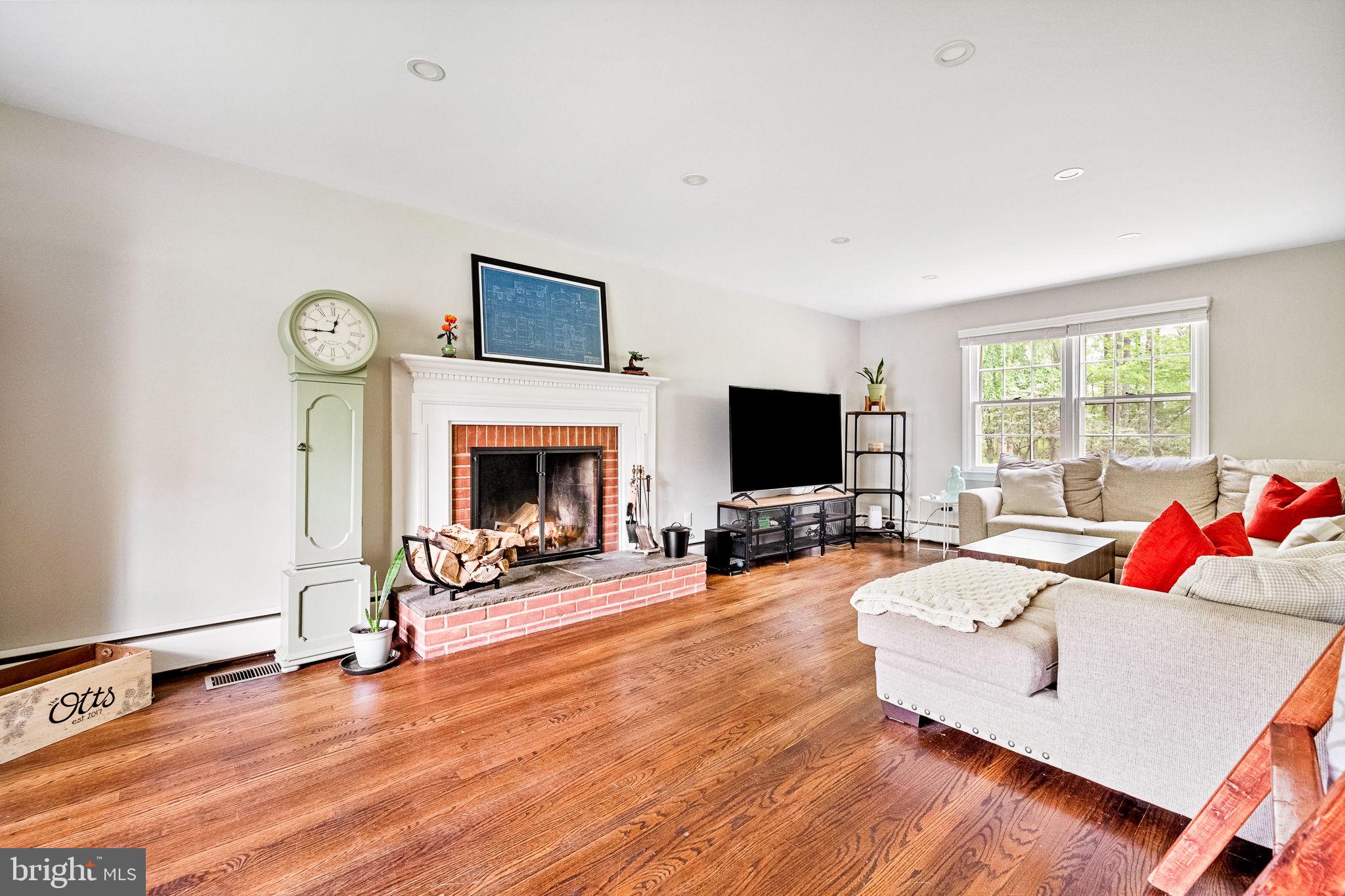 GRANBY WOODS - Residential