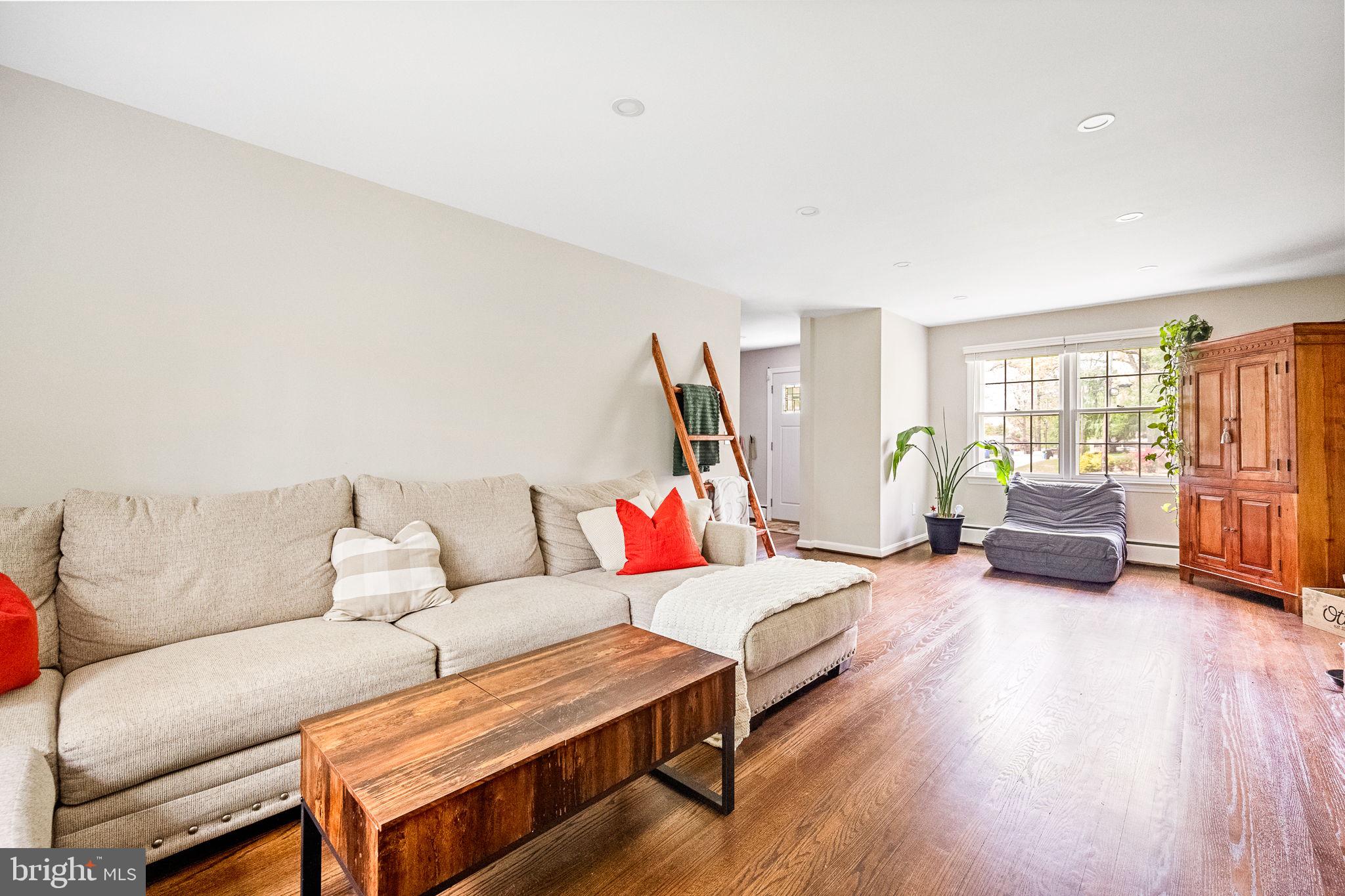 GRANBY WOODS - Residential