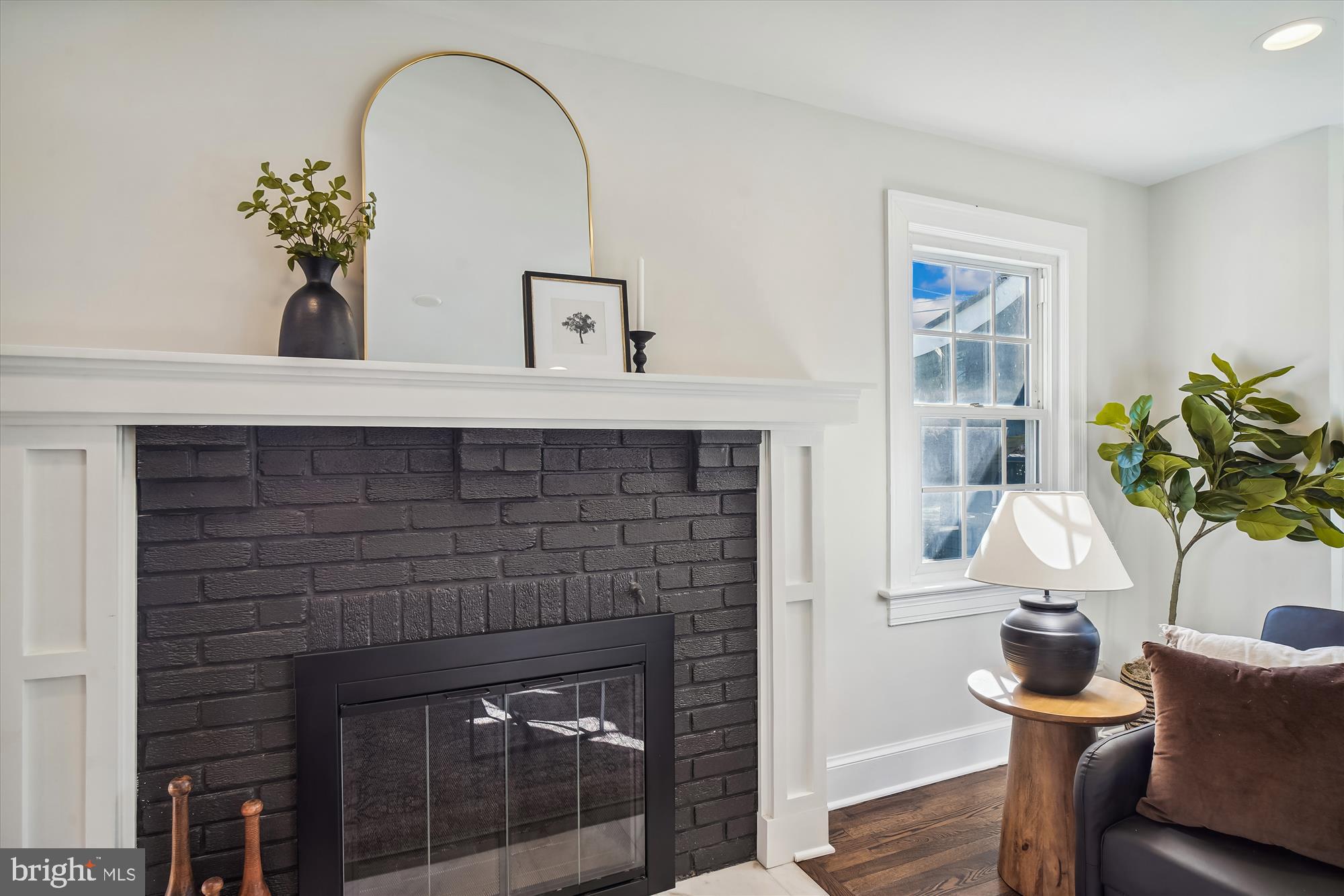 NORTH WOODSIDE - Residential