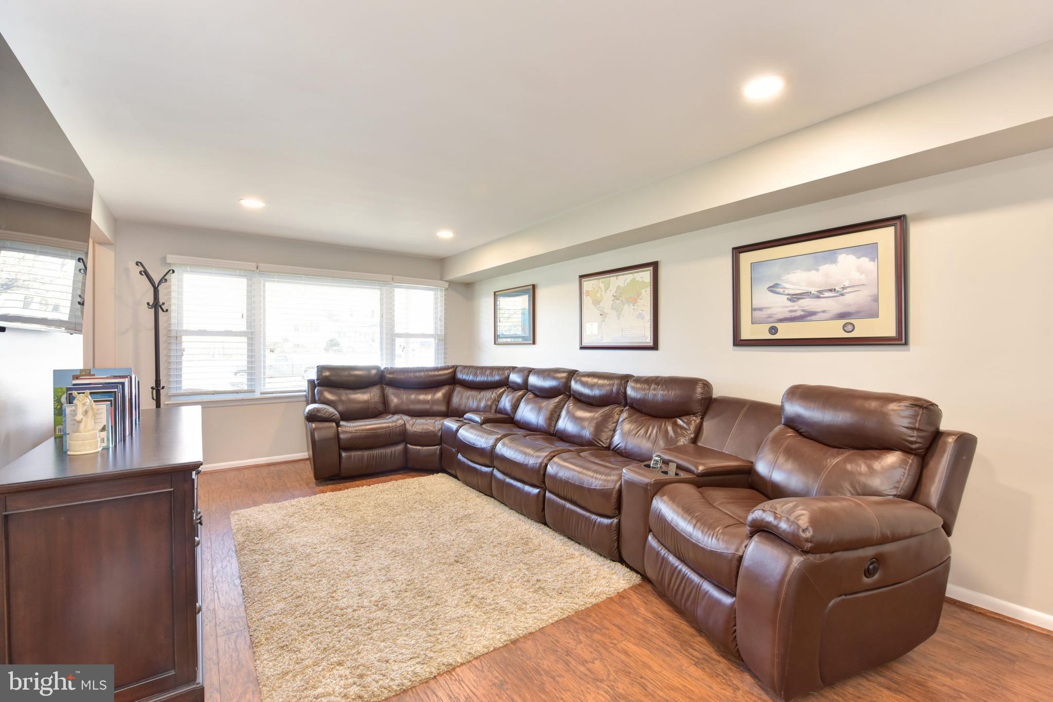 POTOMAC VALLEY - Residential