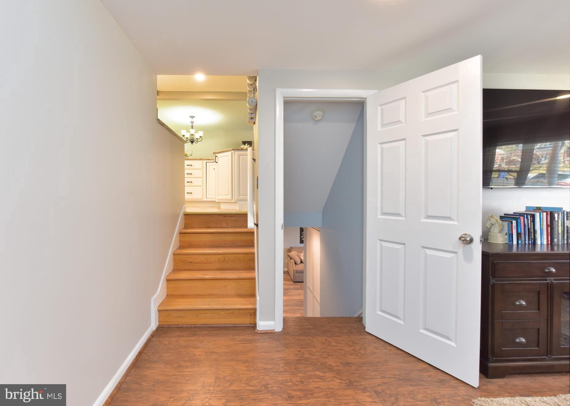 POTOMAC VALLEY - Residential