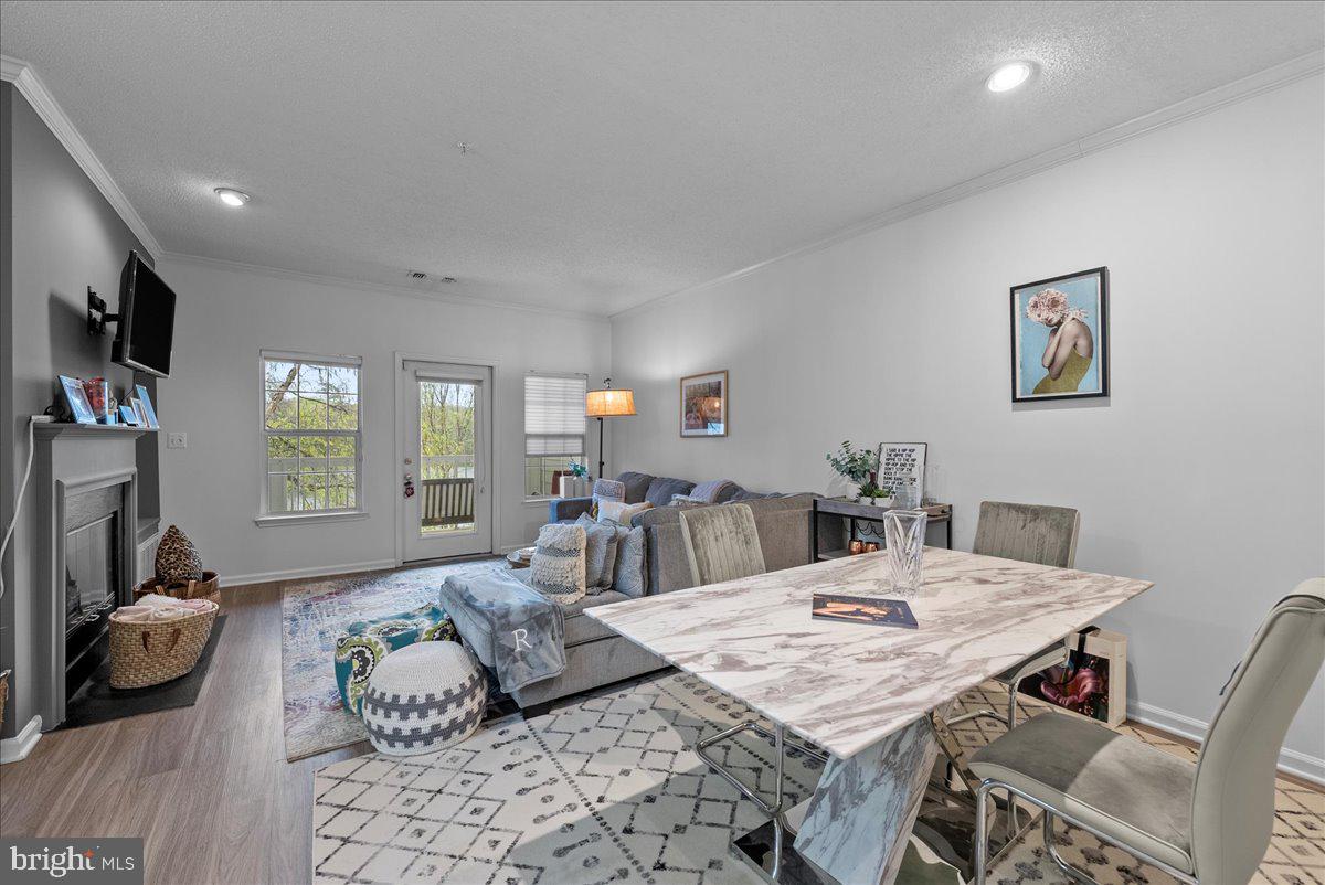 EDGEWATER AT TOWN CENTER - Residential Lease