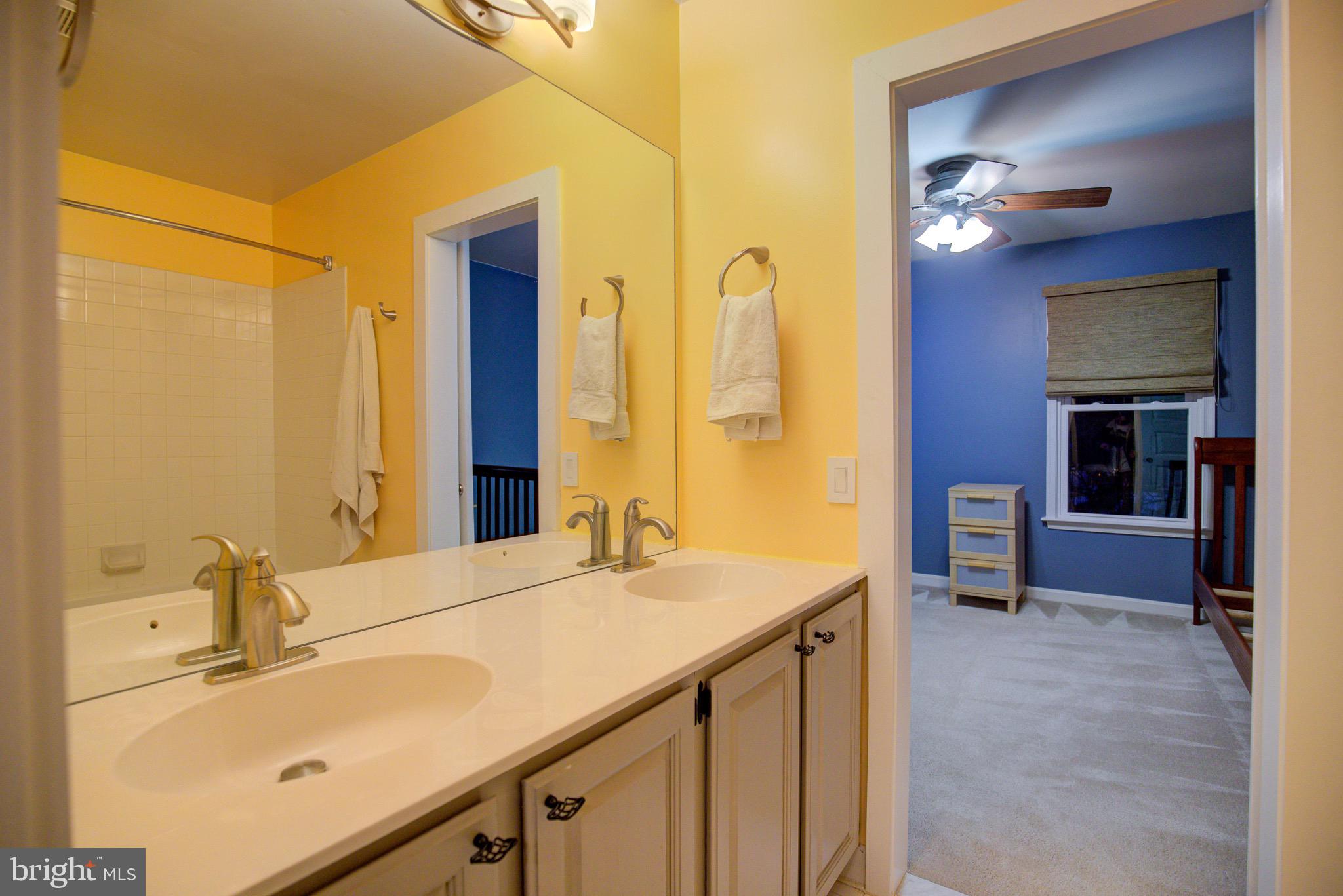 HAMPTON CHASE - Residential