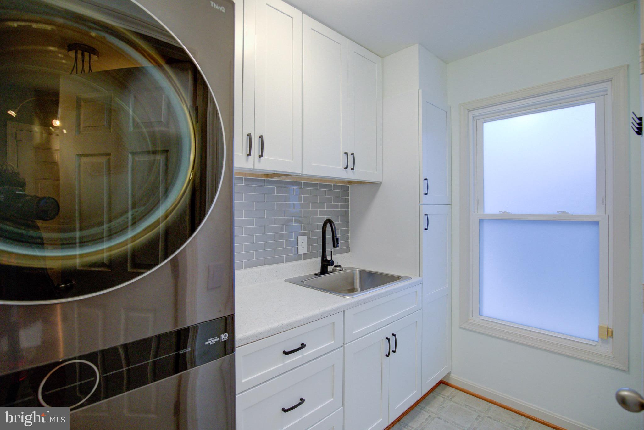 HAMPTON CHASE - Residential