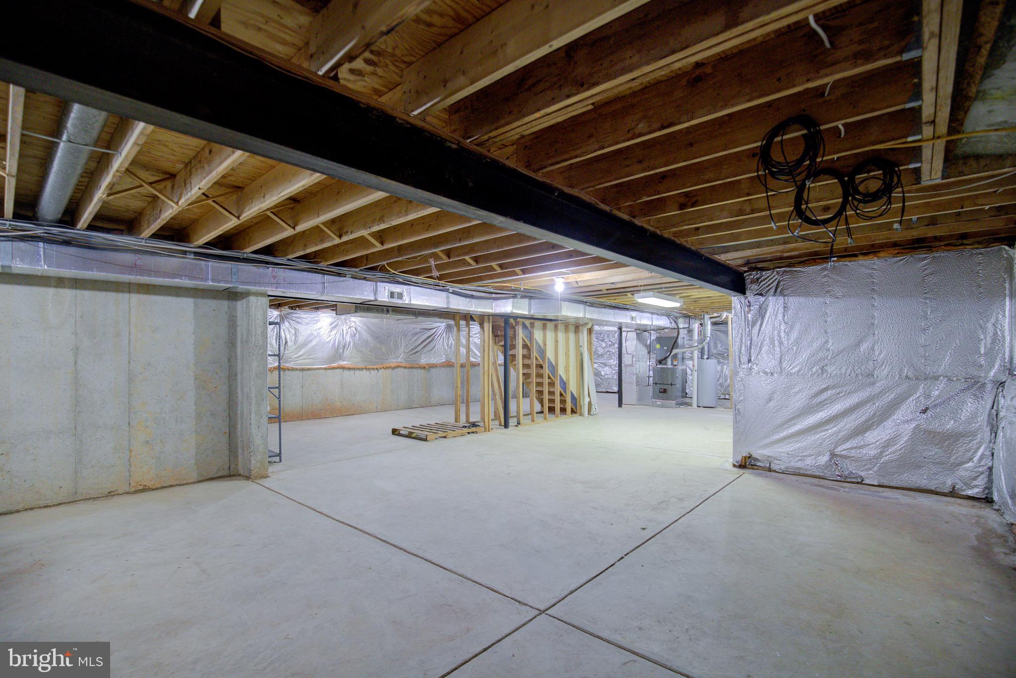 HAMPTON CHASE - Residential