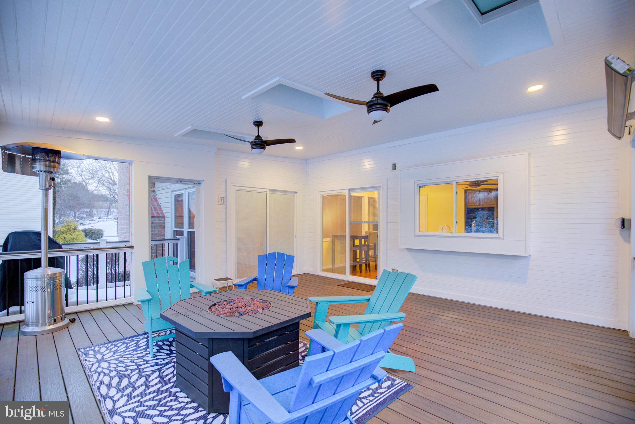 HAMPTON CHASE - Residential