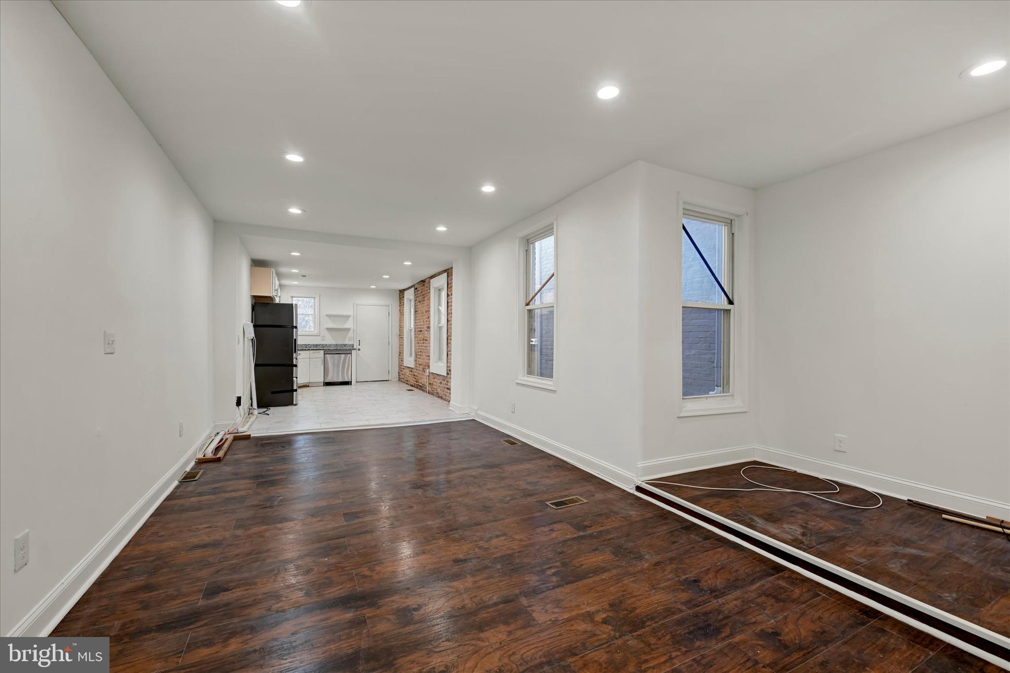 HARWOOD - Residential