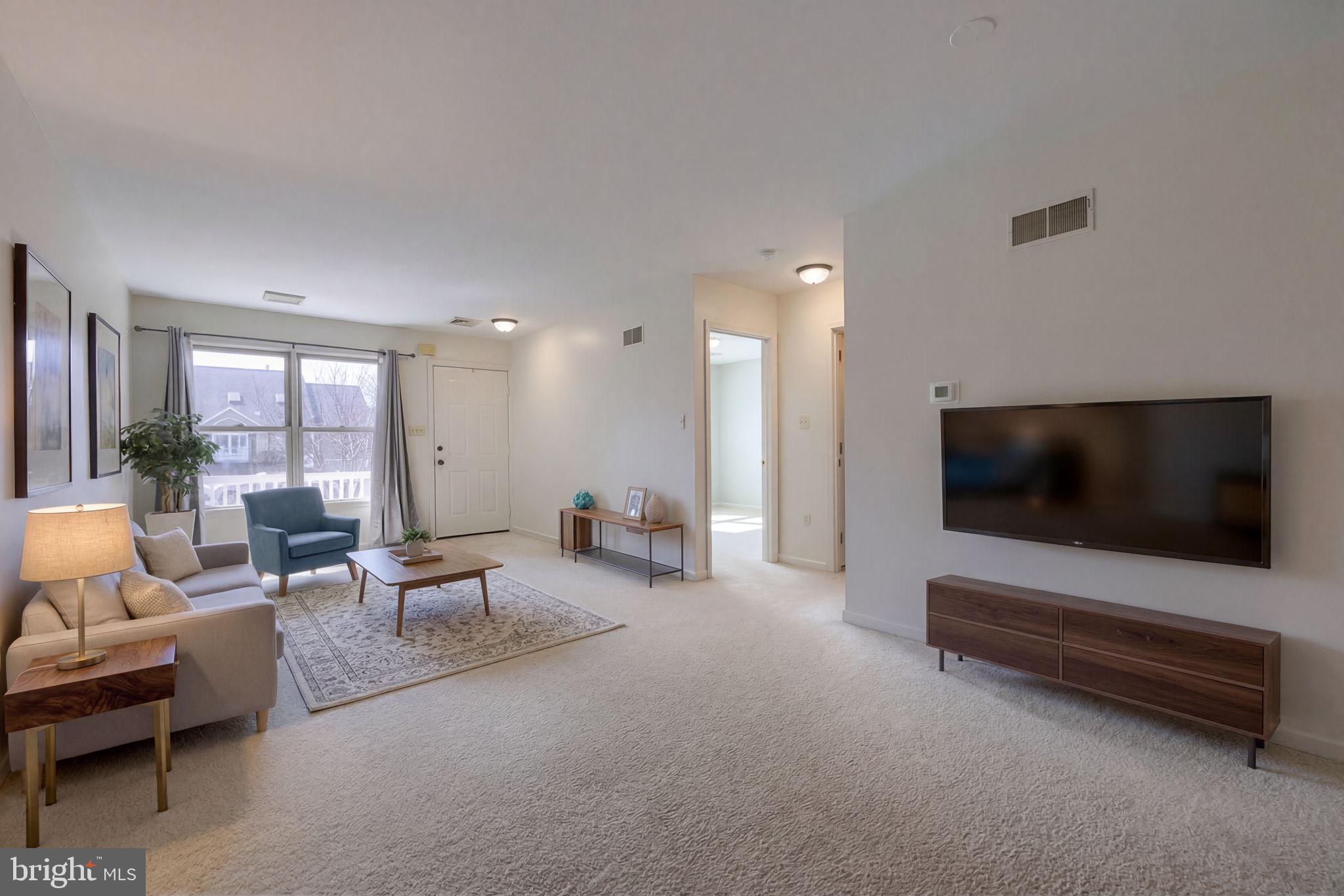 MANOR OAKS - Residential