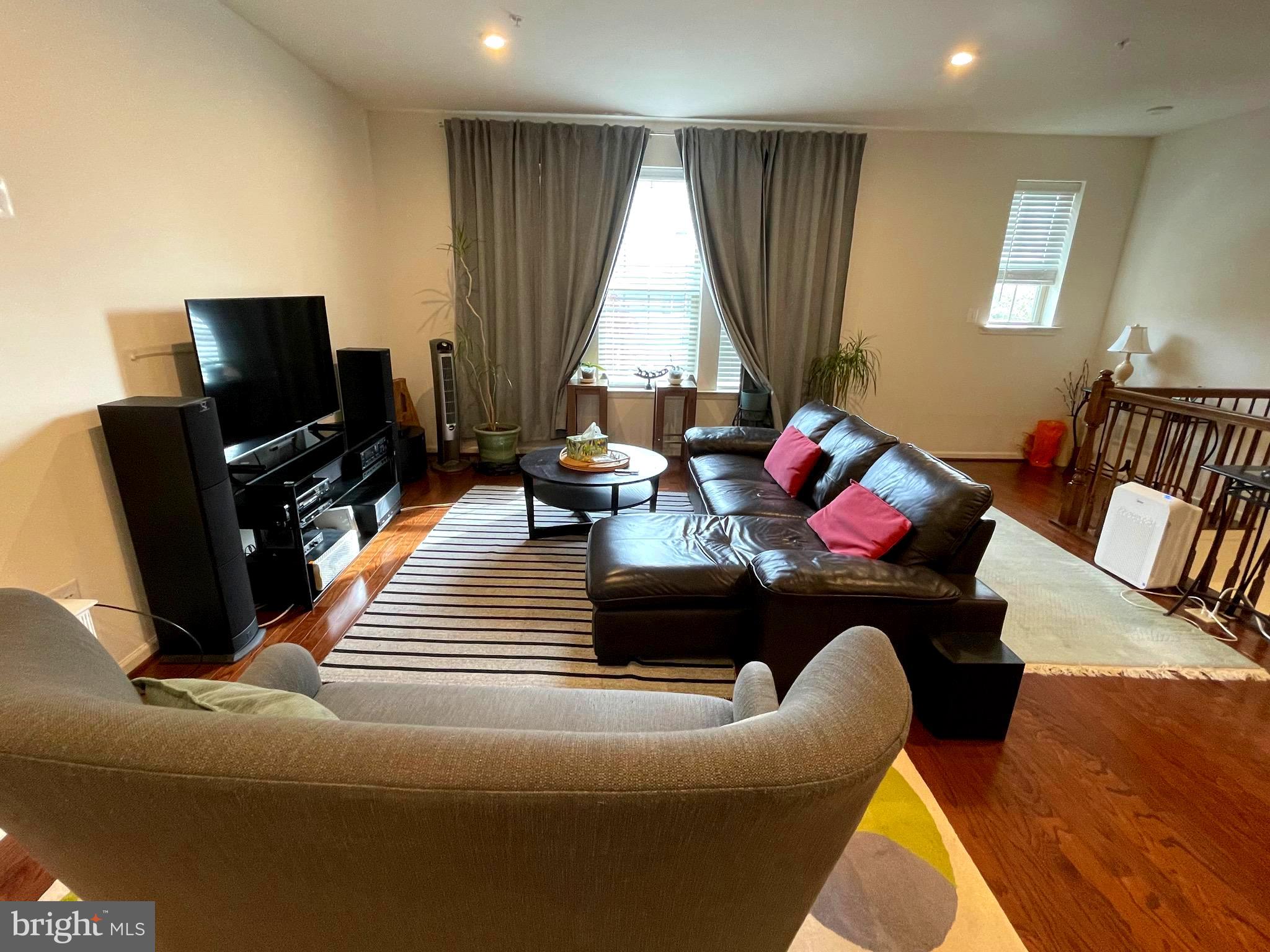 PARKSIDE - Residential Lease