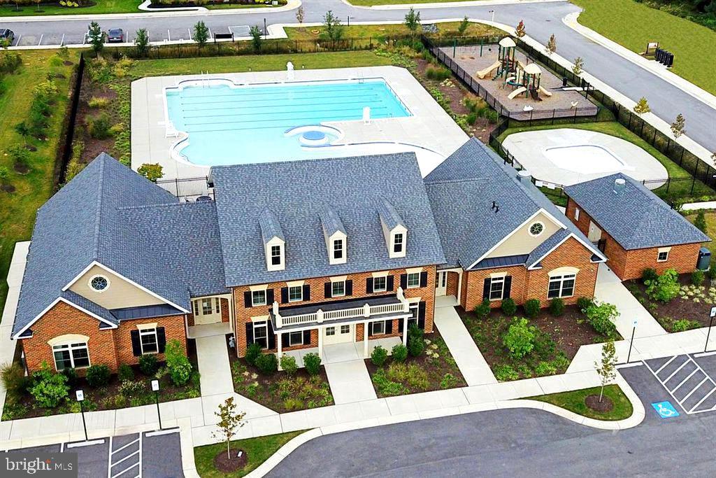 PARKSIDE - Residential Lease