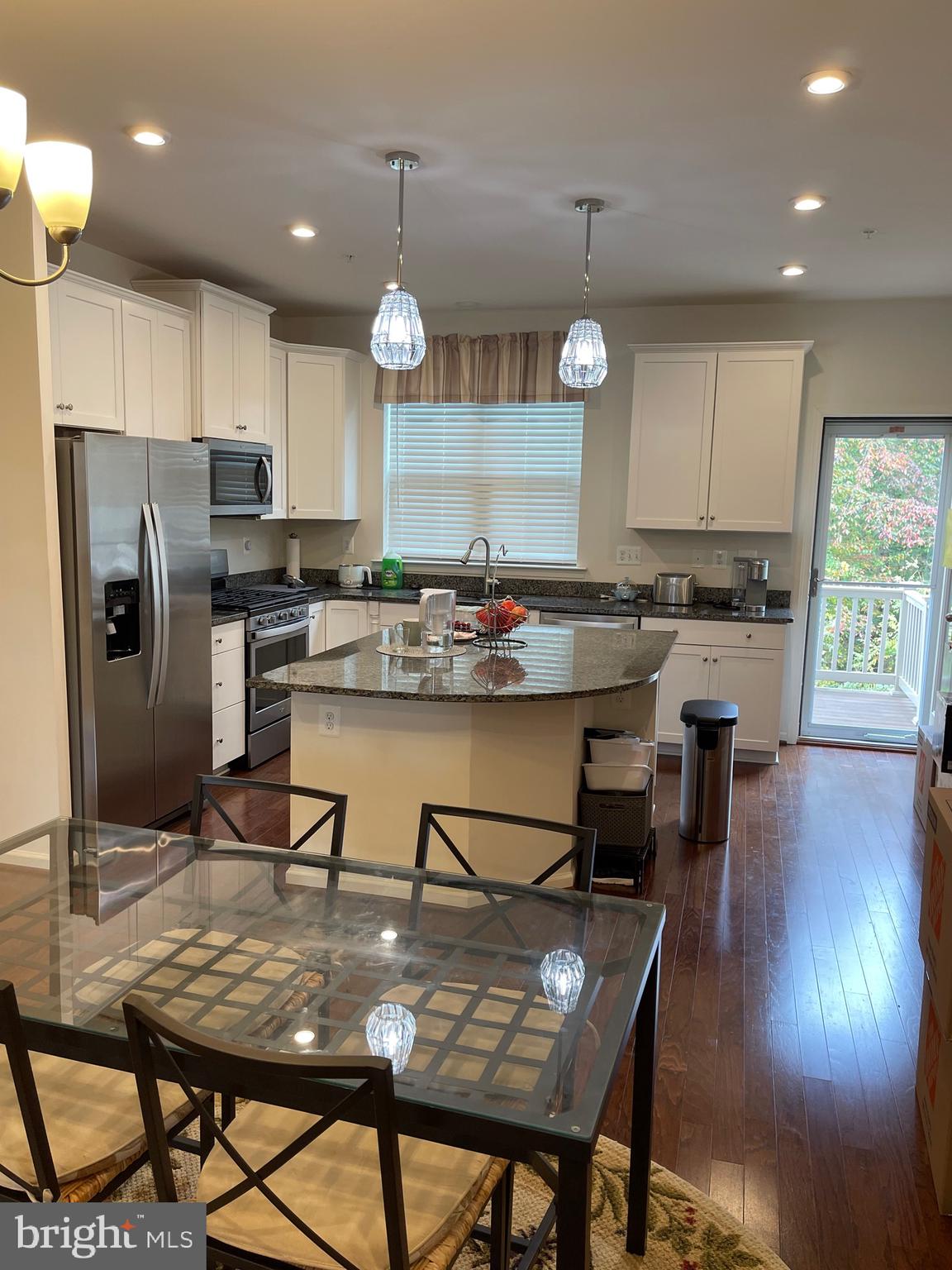 PARKSIDE - Residential Lease