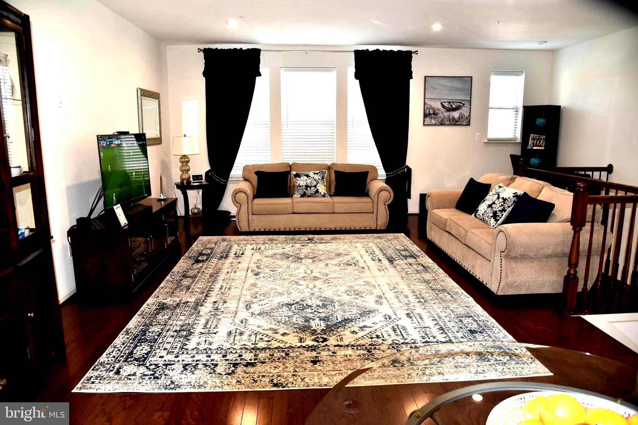 PARKSIDE - Residential Lease