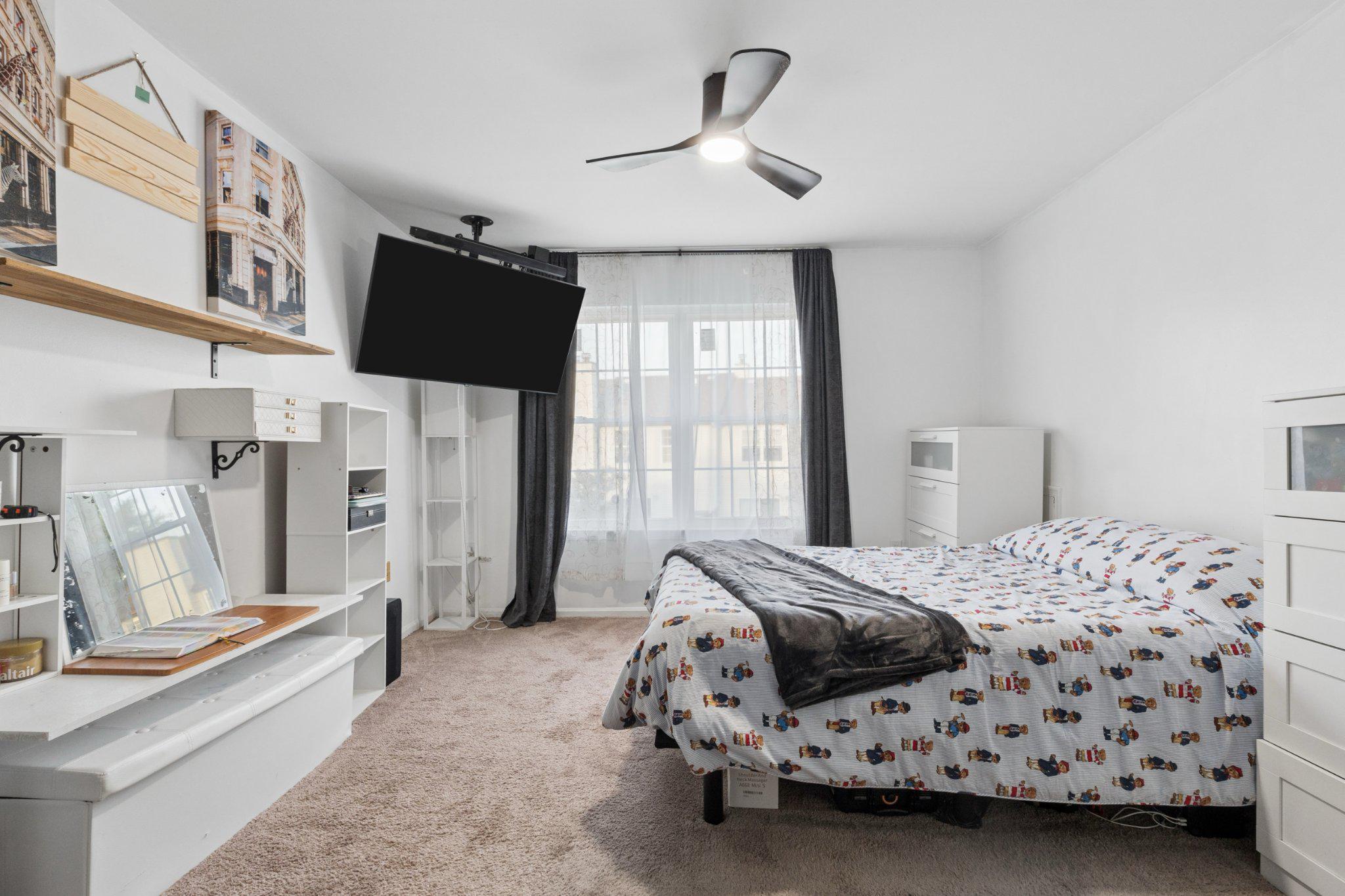 PRINCETON WOODS - Residential