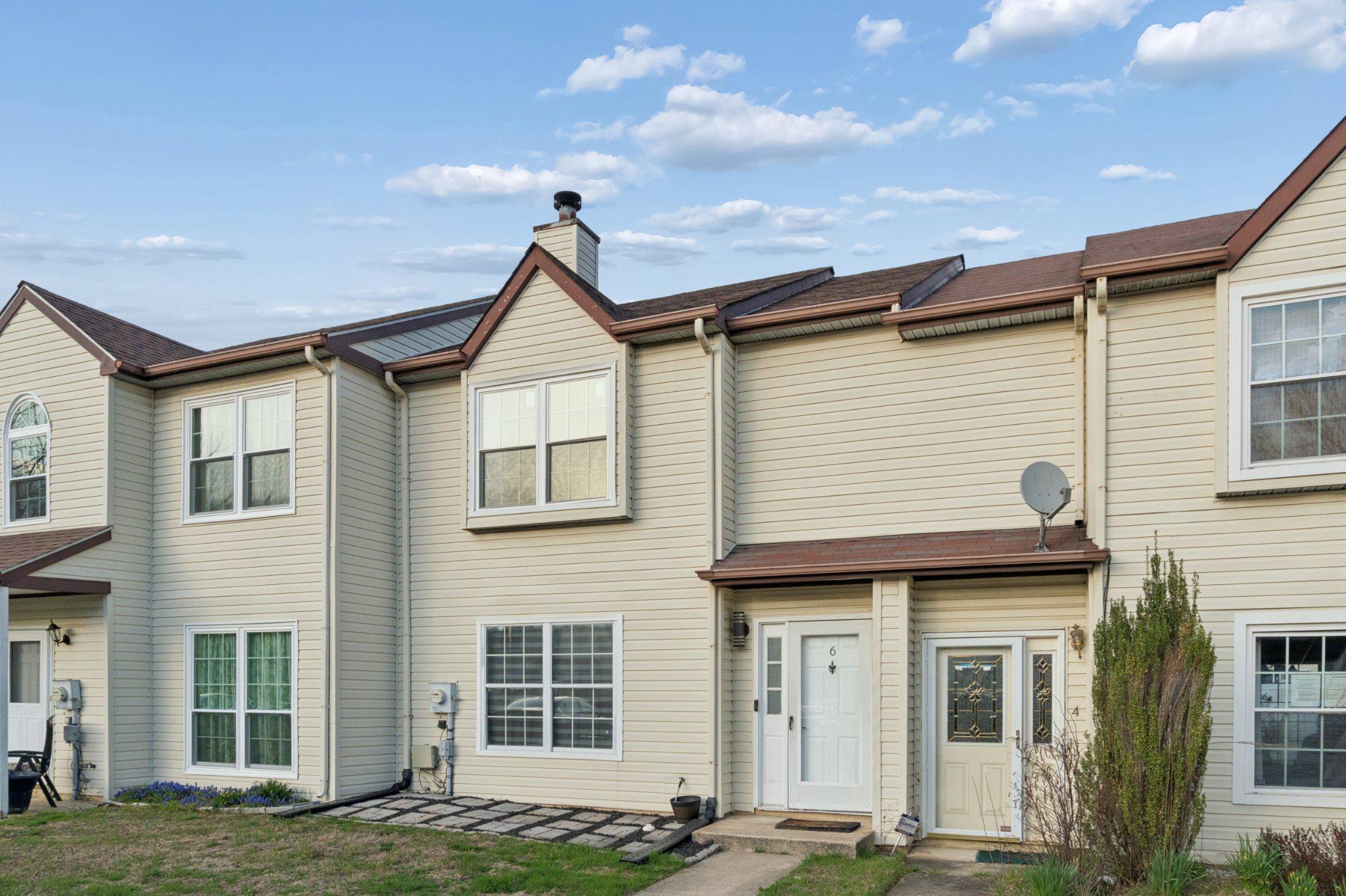 PRINCETON WOODS - Residential