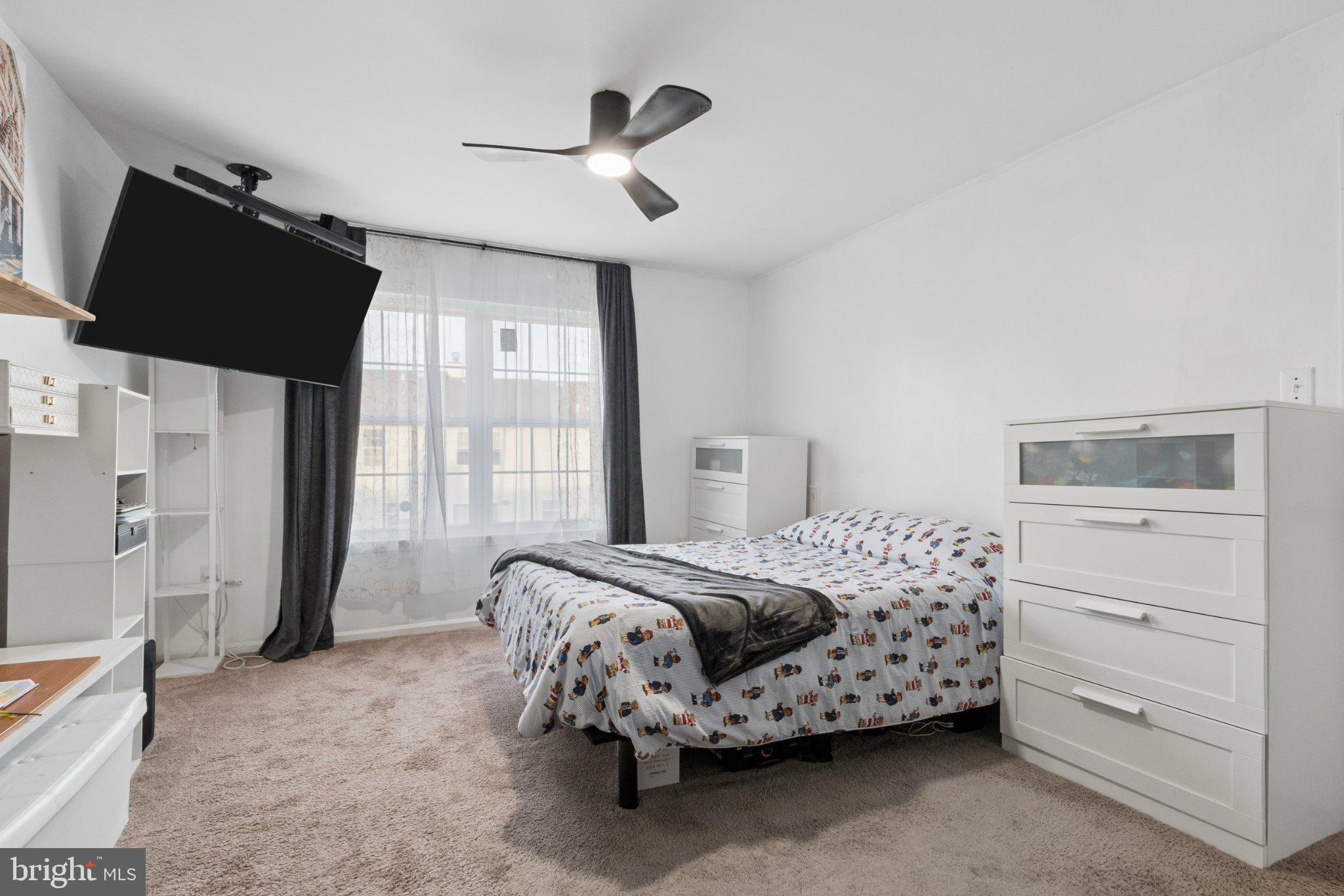 PRINCETON WOODS - Residential