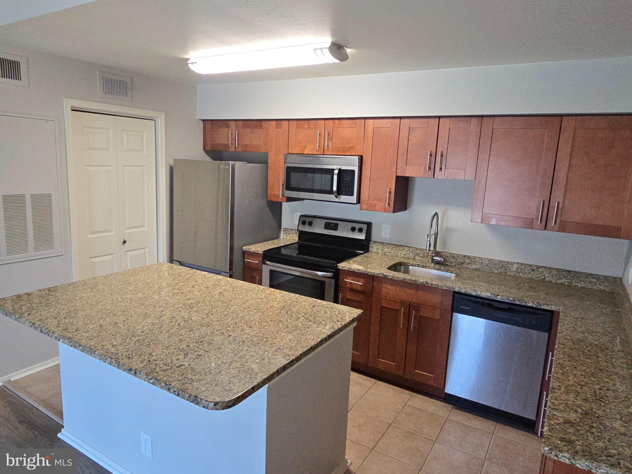 3306 WYNDHAM CIRCLE 328