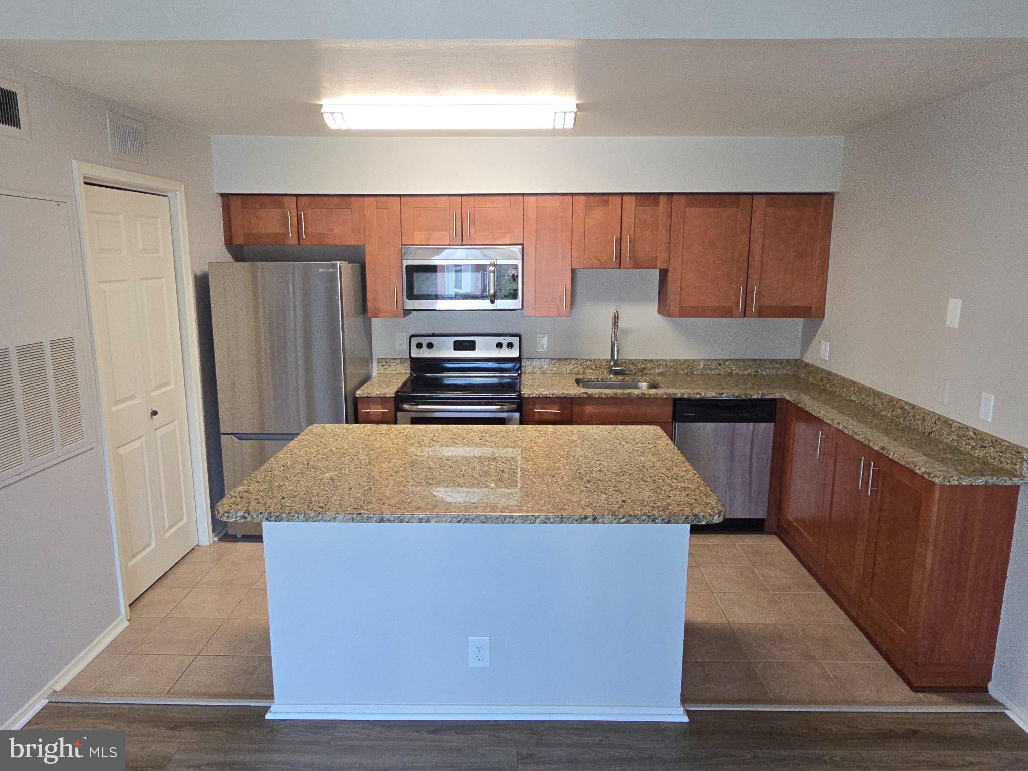 3306 WYNDHAM CIRCLE 328