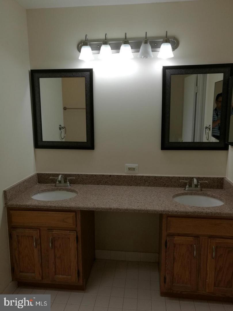 LEIGH MEADOW - Residential Lease