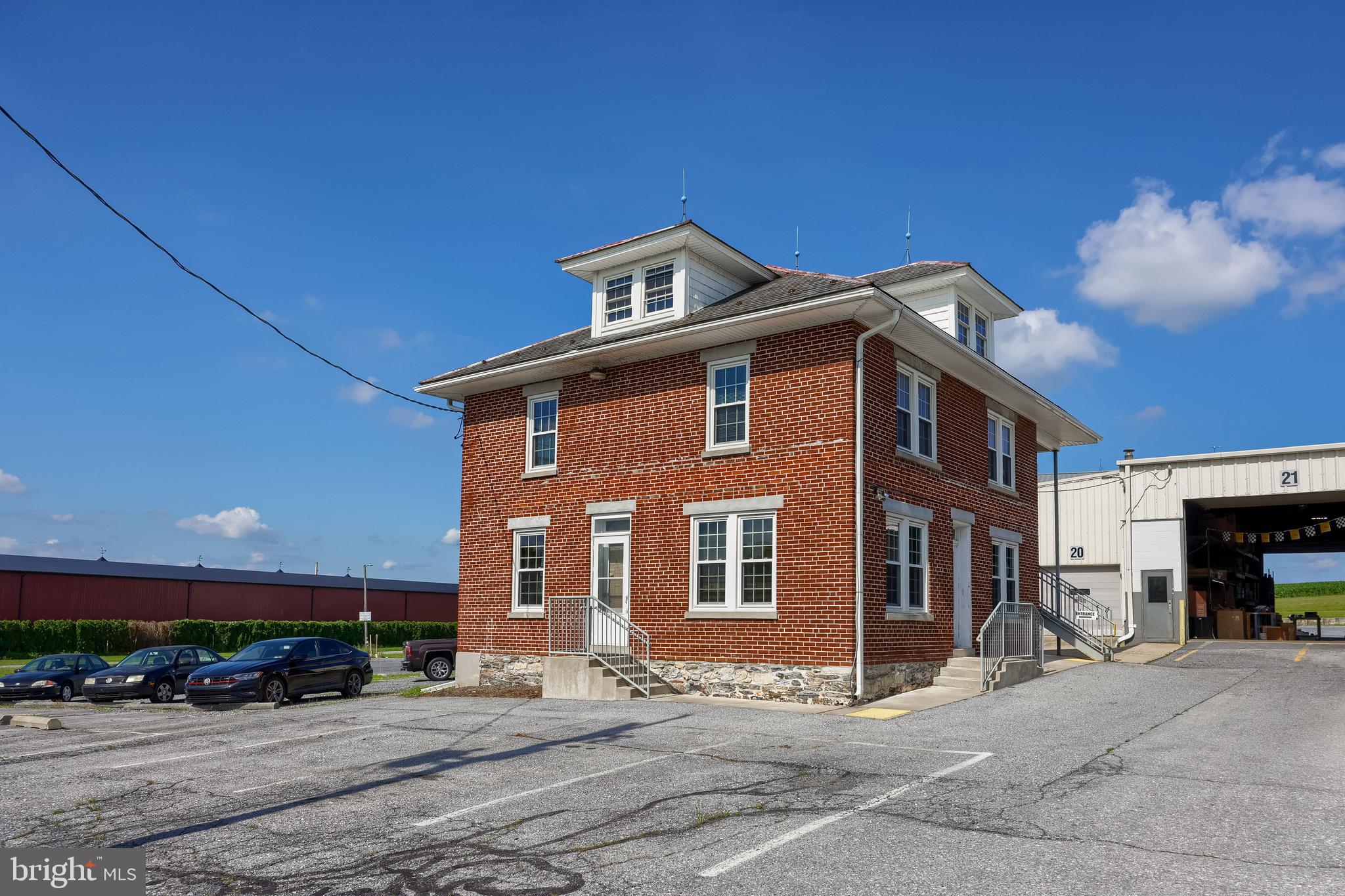 135 ROTHSVILLE STATION ROAD