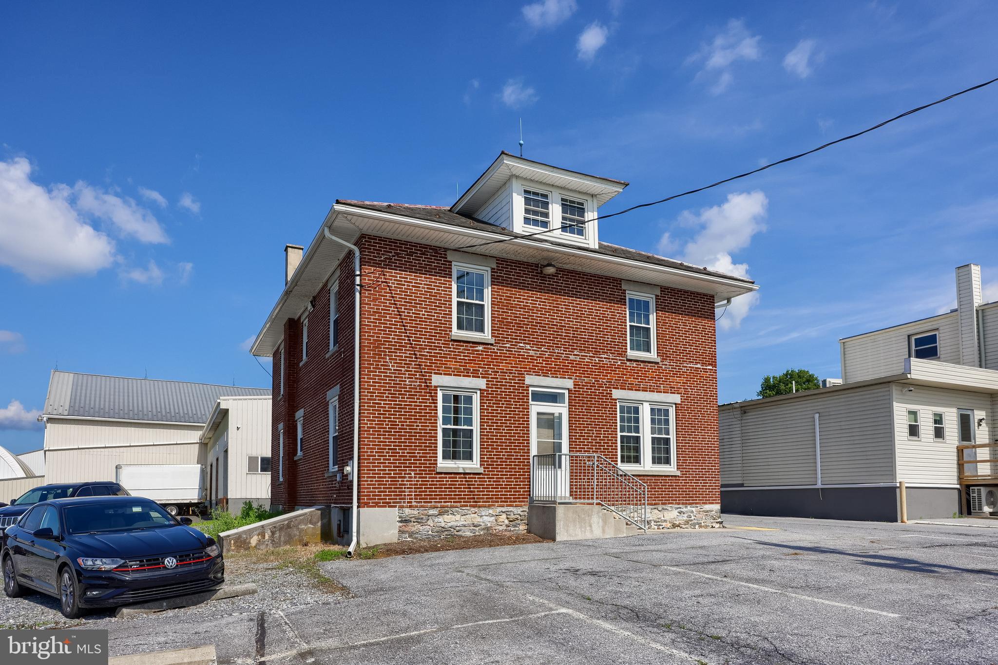 135 ROTHSVILLE STATION ROAD