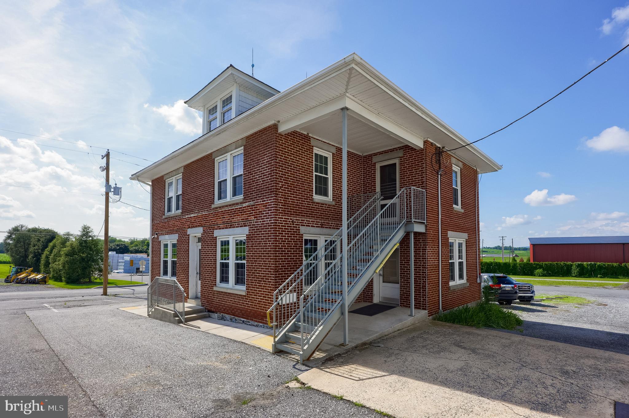 135 ROTHSVILLE STATION ROAD