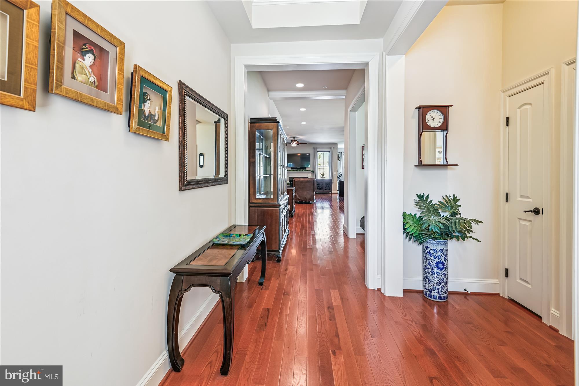 2930 LEVEE DRIVE
