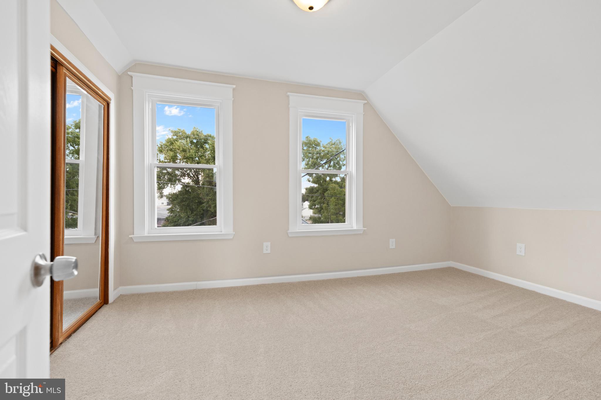 BRADBURY HEIGHTS - Residential