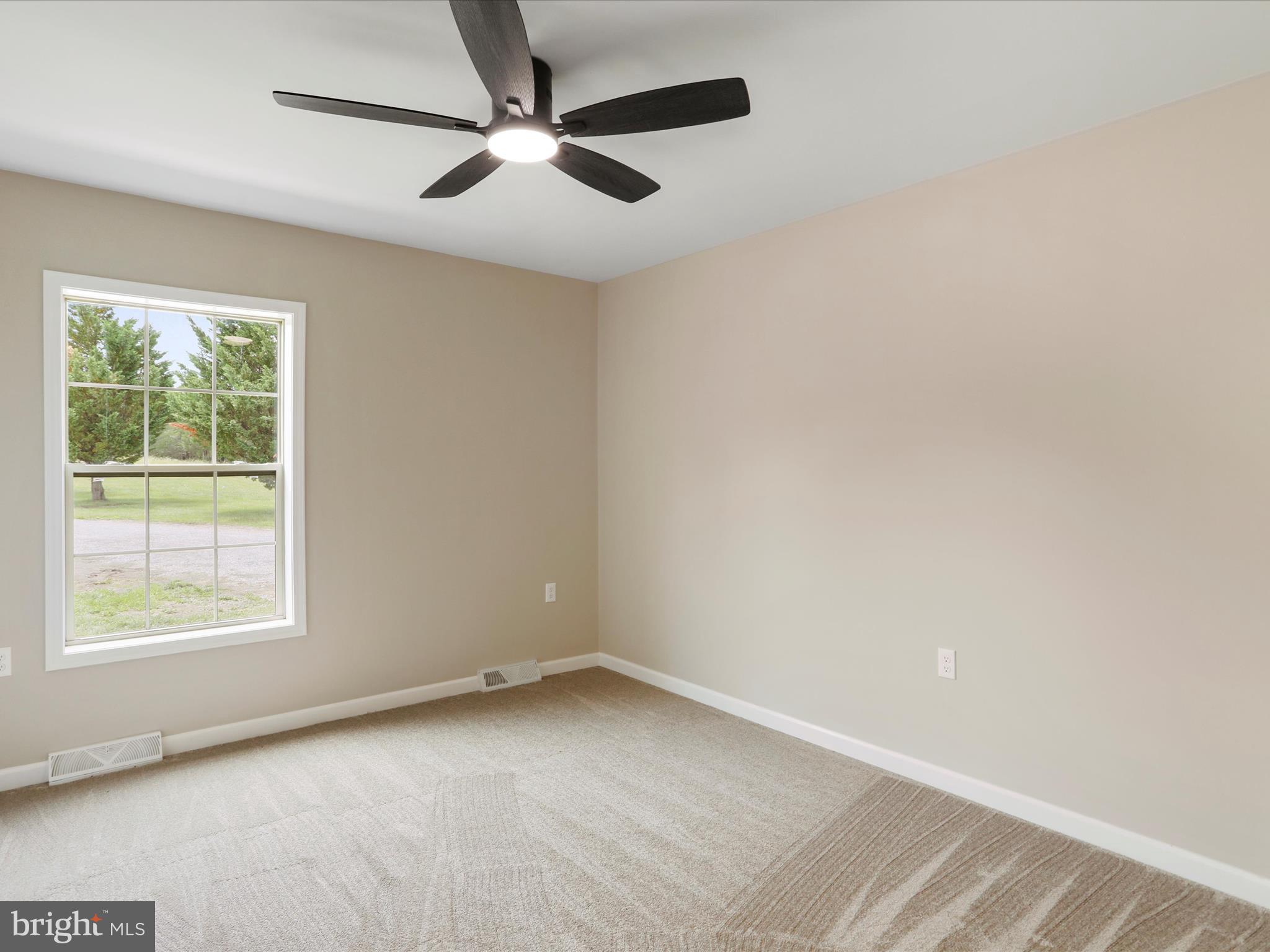 GREEN FIELDS - Residential