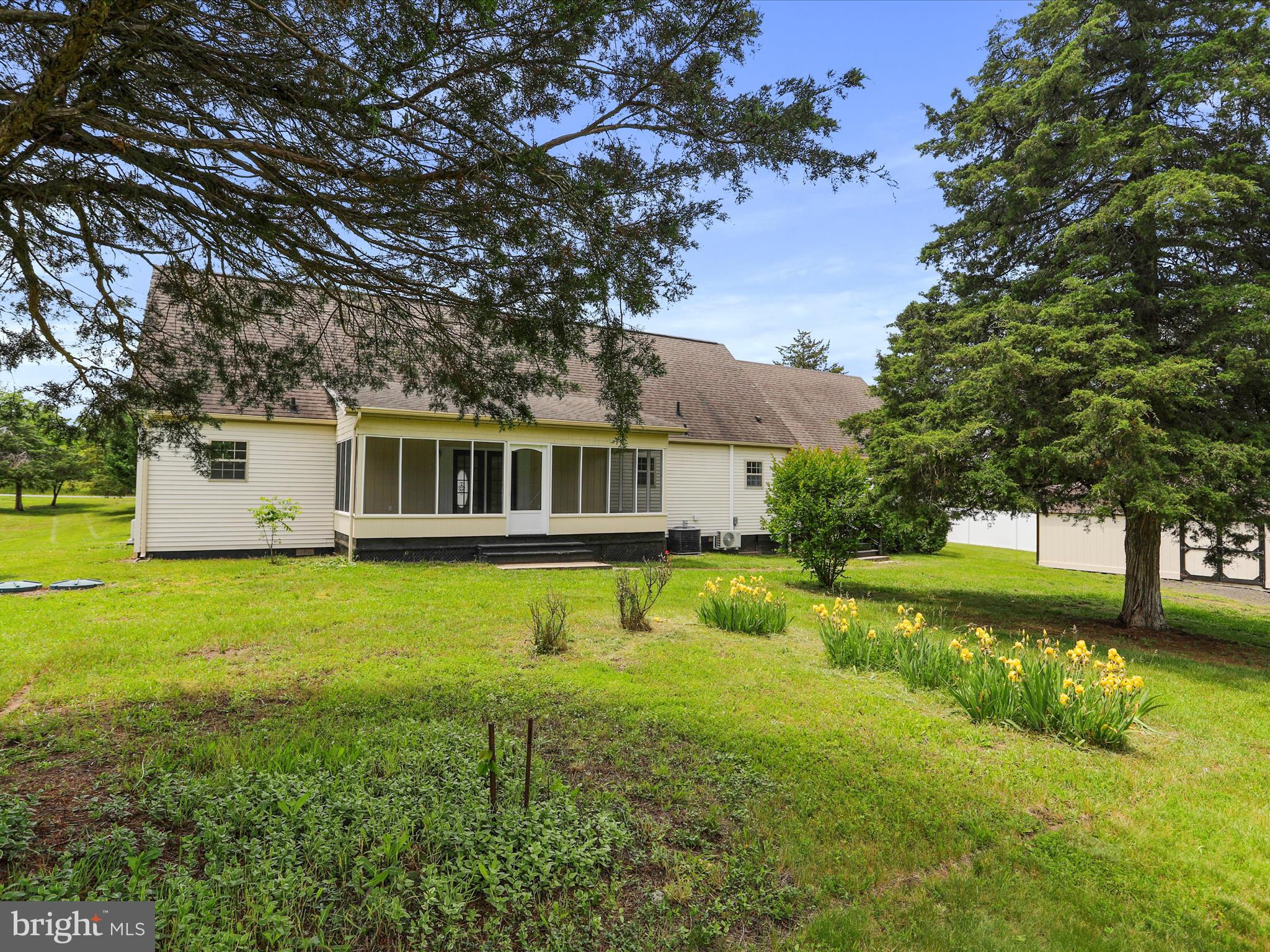 GREEN FIELDS - Residential