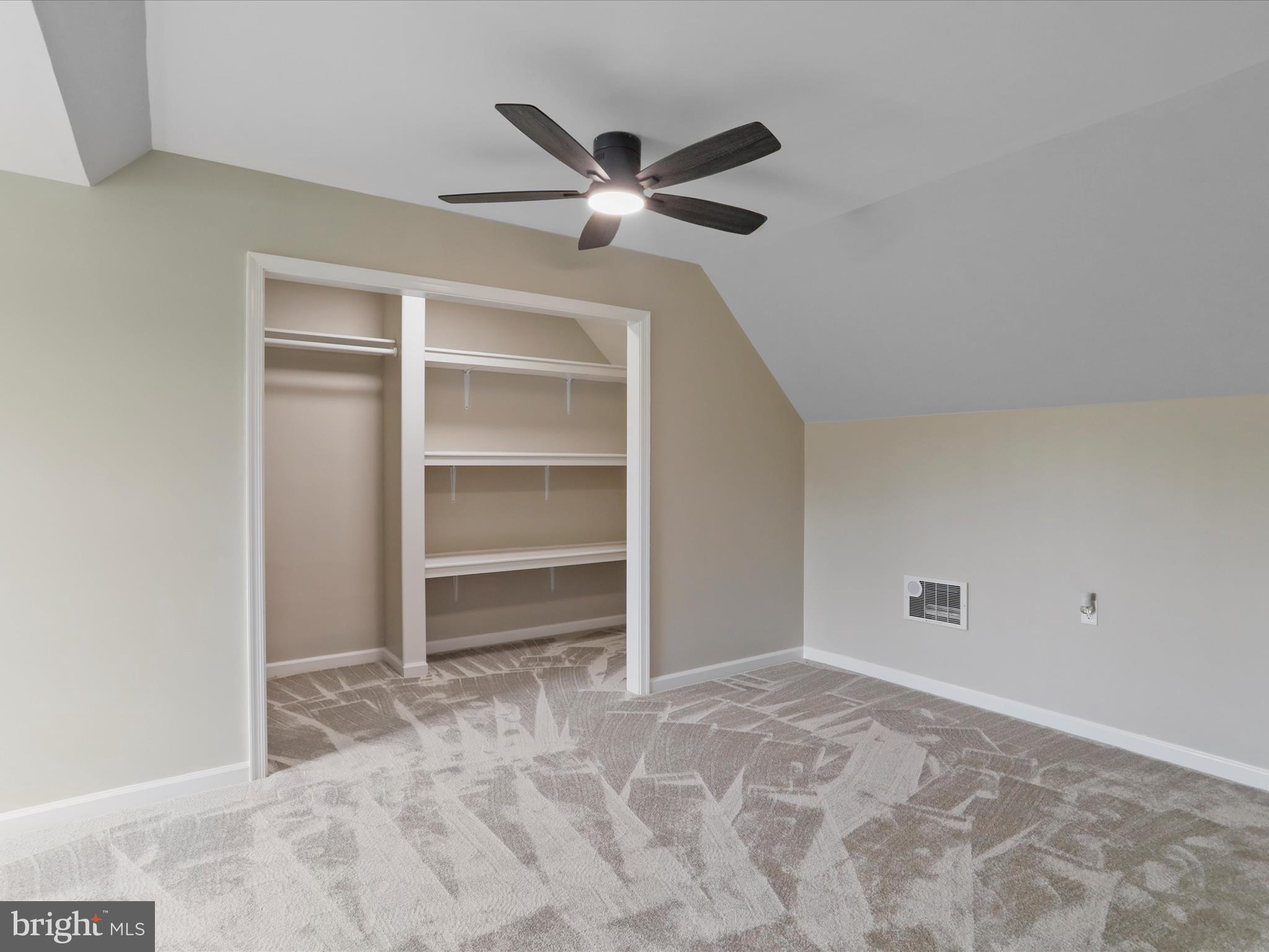 GREEN FIELDS - Residential